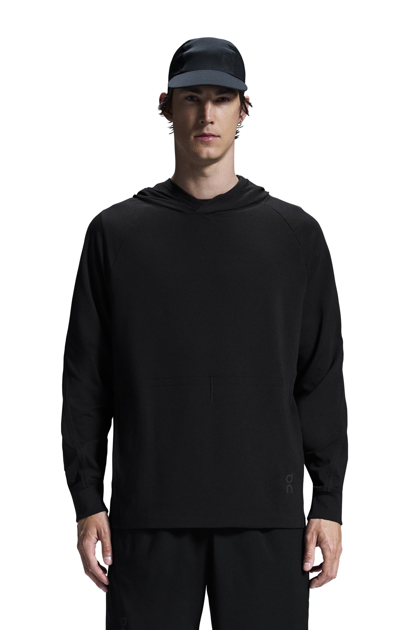 STUDIO HOODIE 1 BLACK 1