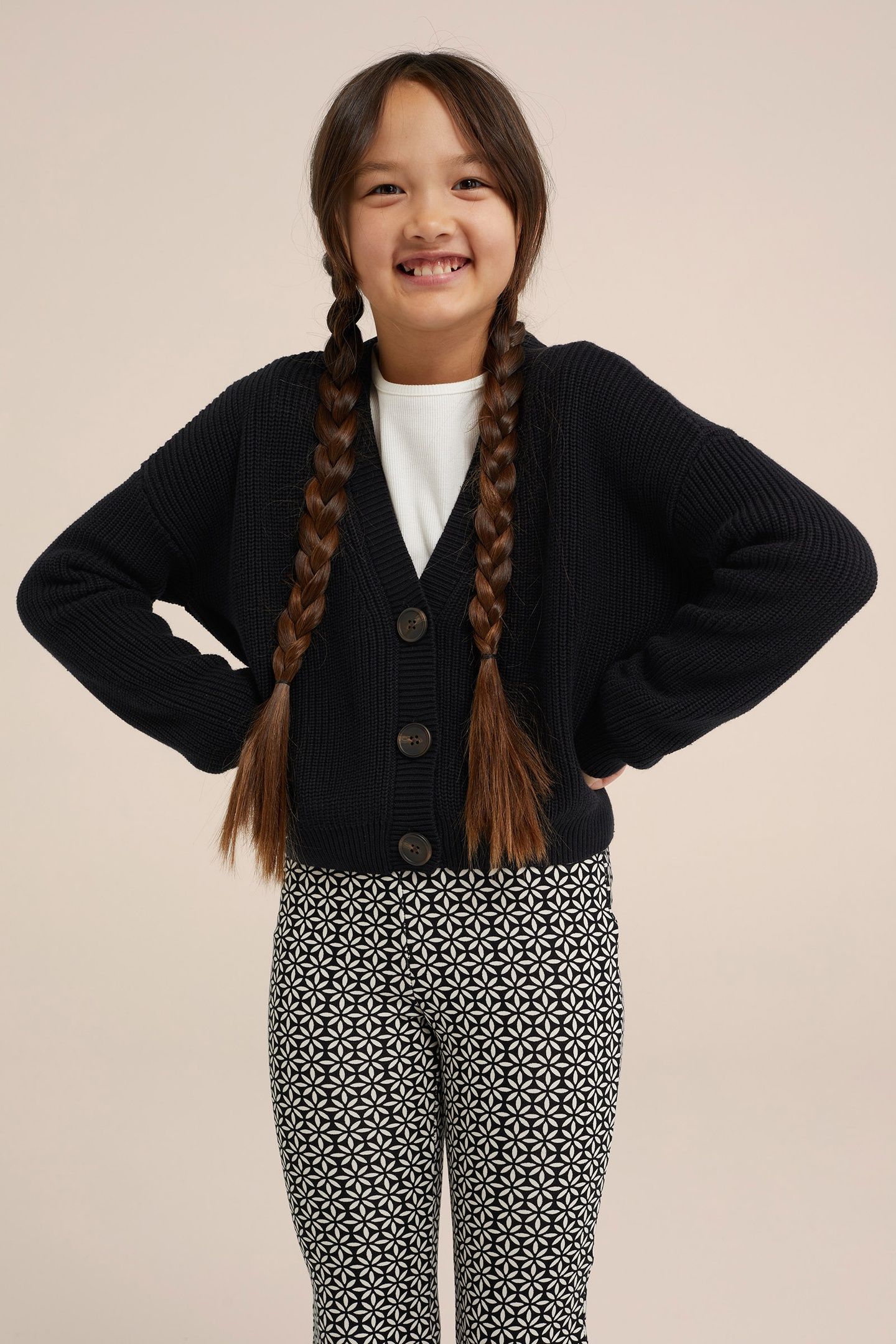 CARDIGAN BLACK 1