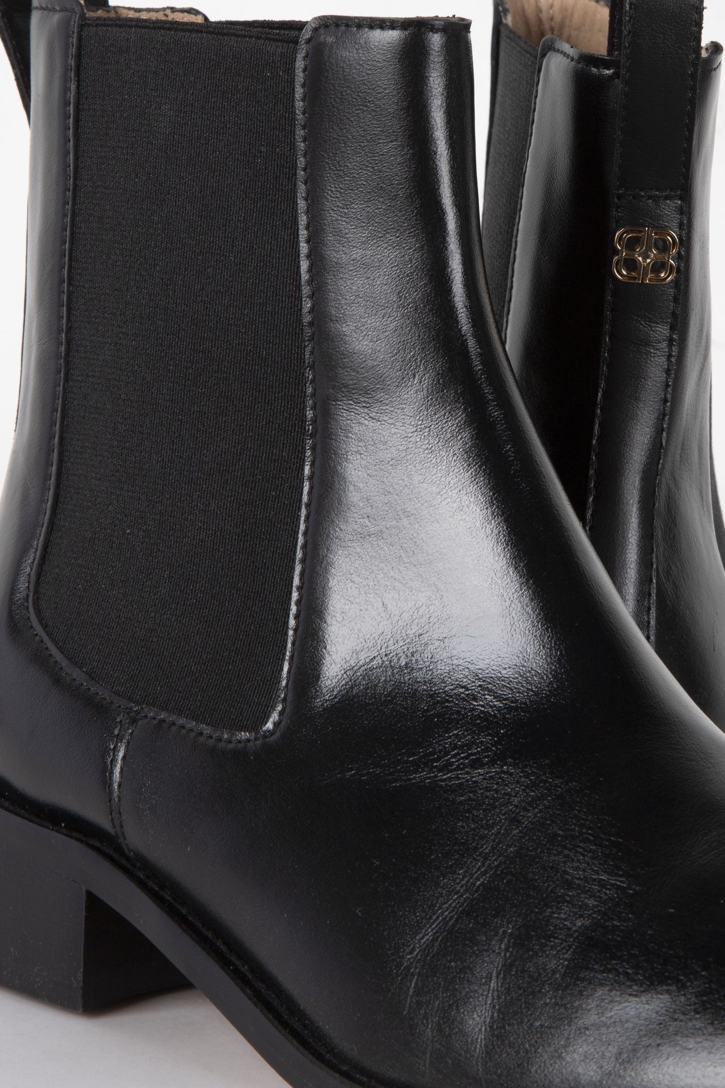 HATTIE CHELSEA BOOT BLACK 4
