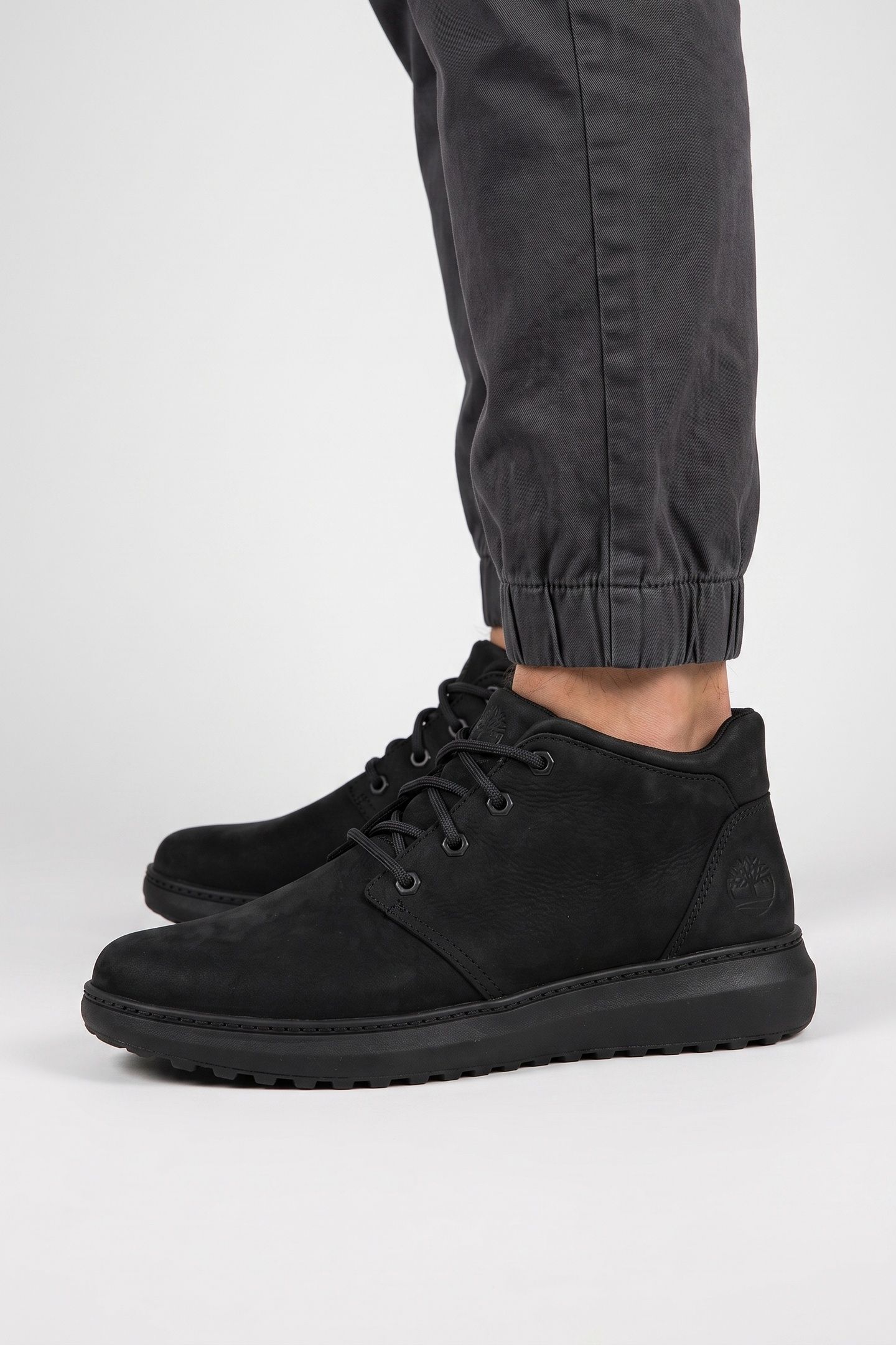 HUDSON ROAD MID LACE UP CHUKKA BOOT BLACK NUBUCK 3