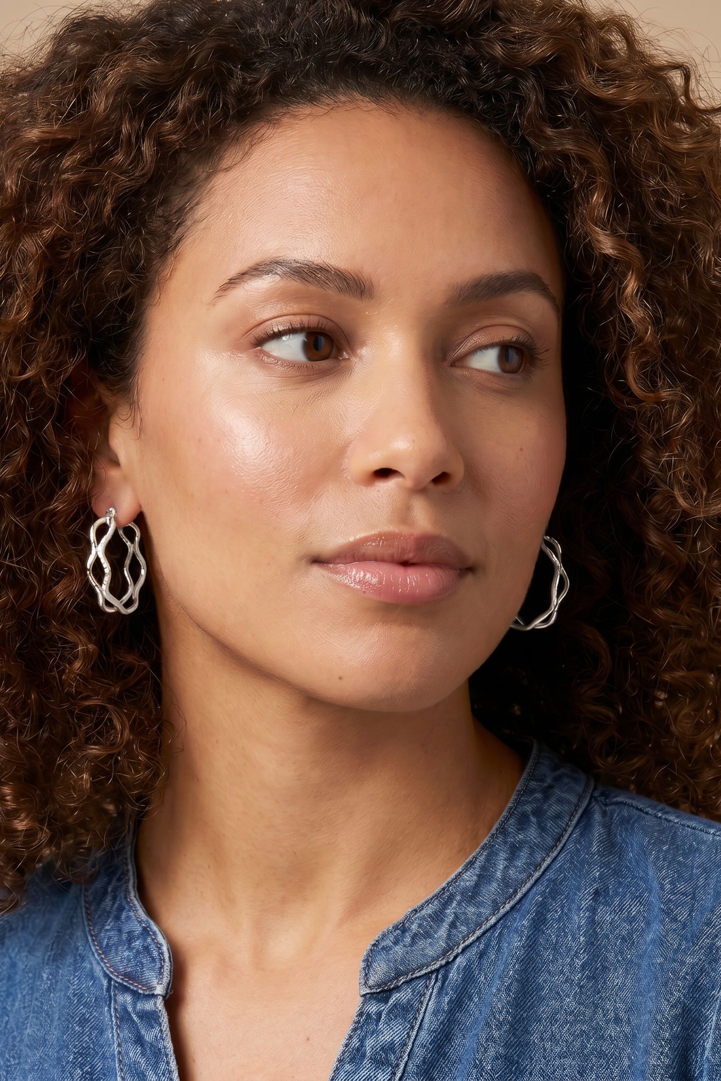 DIVINE SMALL RHODIUM HOOPS 4
