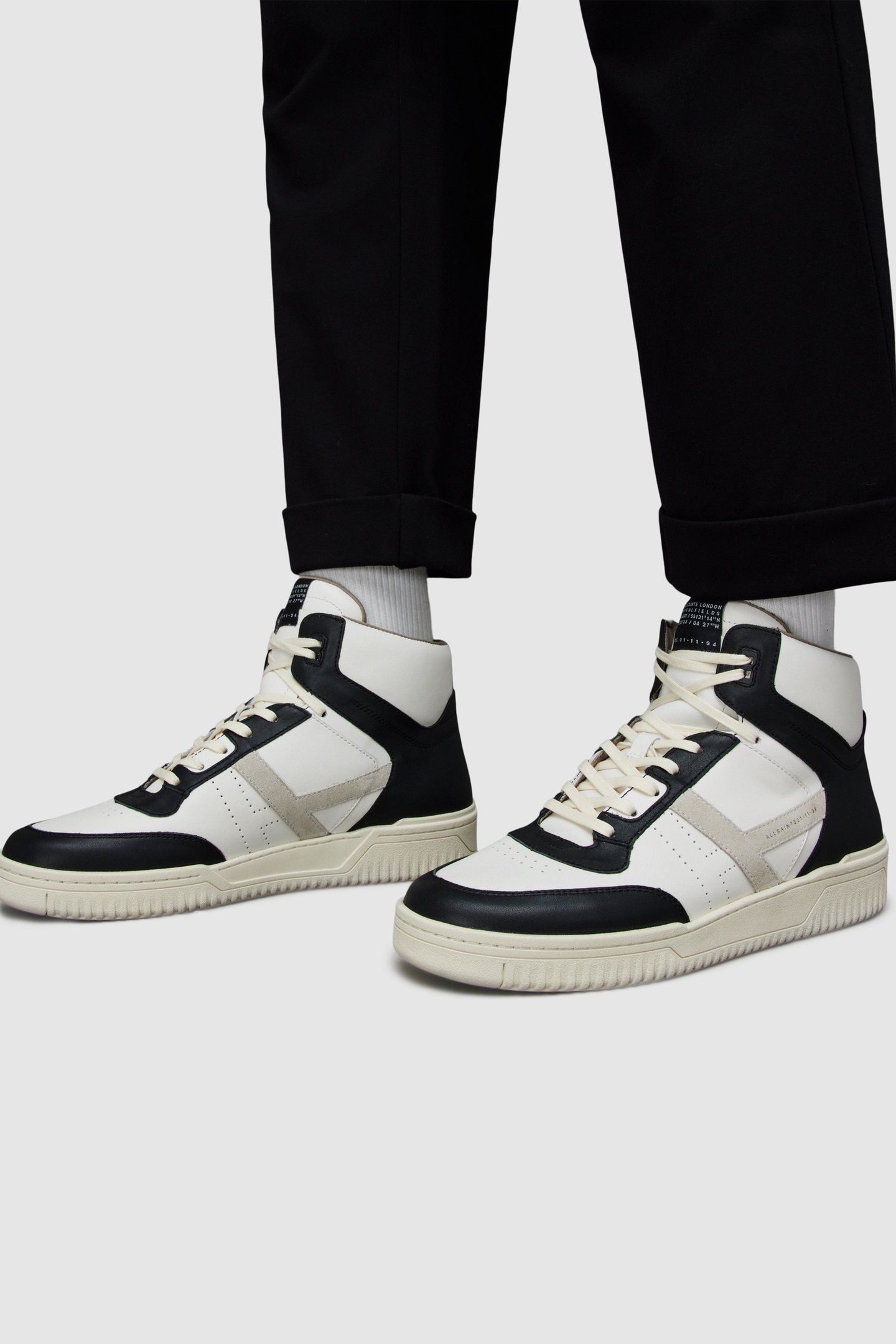 PRO SUEDE HIGH TOP BLACK/WHITE 3