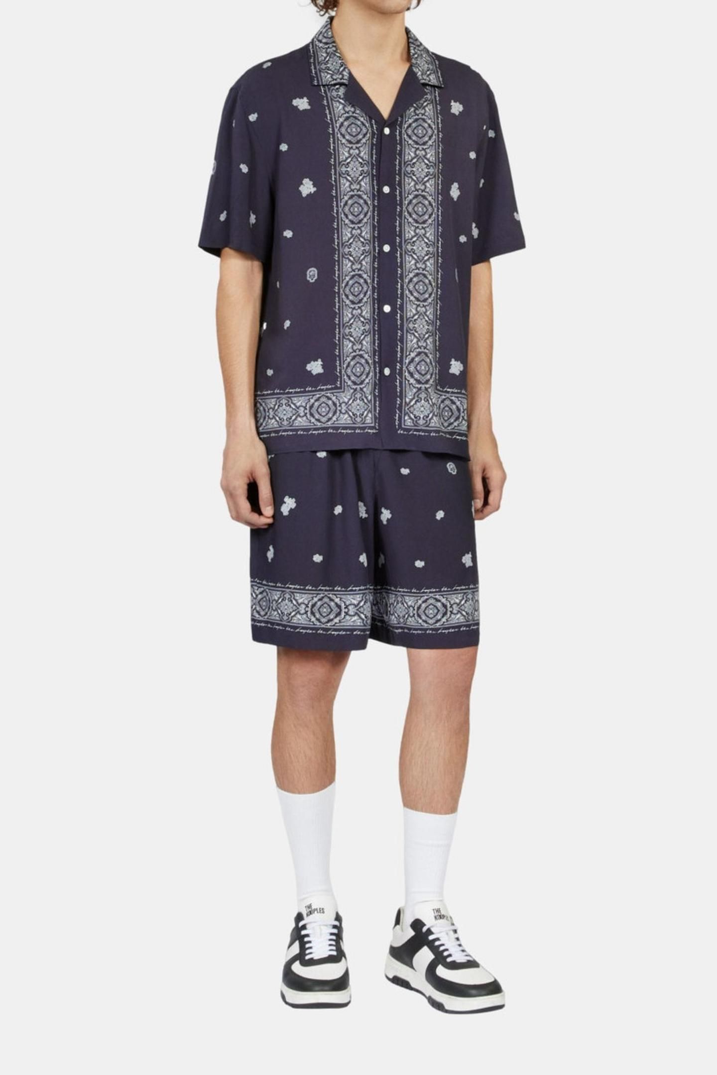SHORT-SLEEVED SHIRT WITH SHARK NECK NAVY/WHITE 2