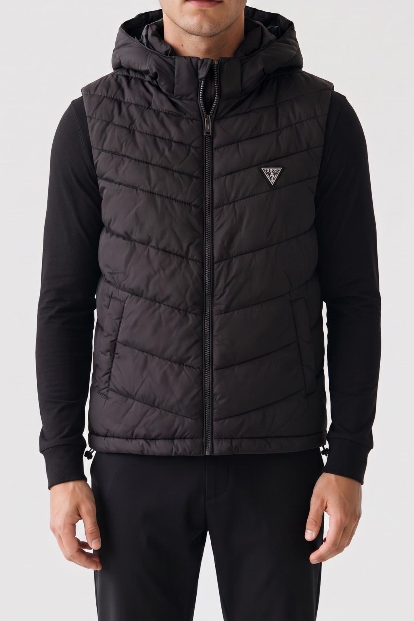 GUESS ECO LIGHT PUFFA VEST JET BLACK A996 1