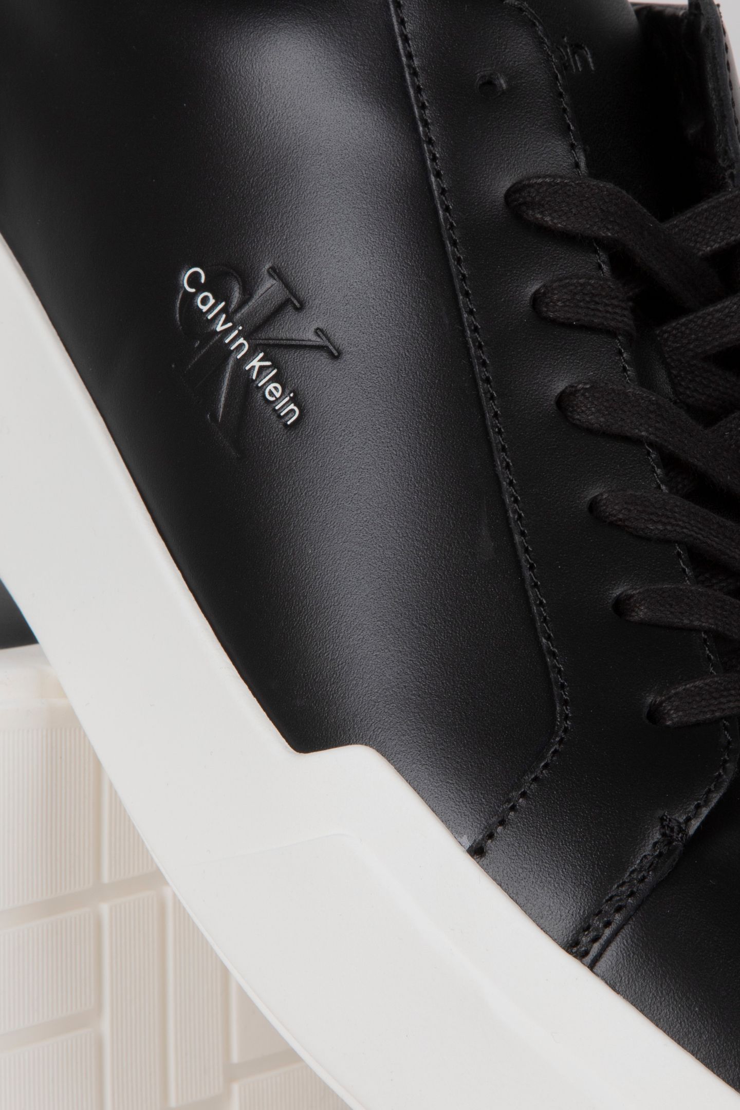 CHUNKY CUPSOLE LACEUP SHOES BLACK/BRIGHT WHITE 3