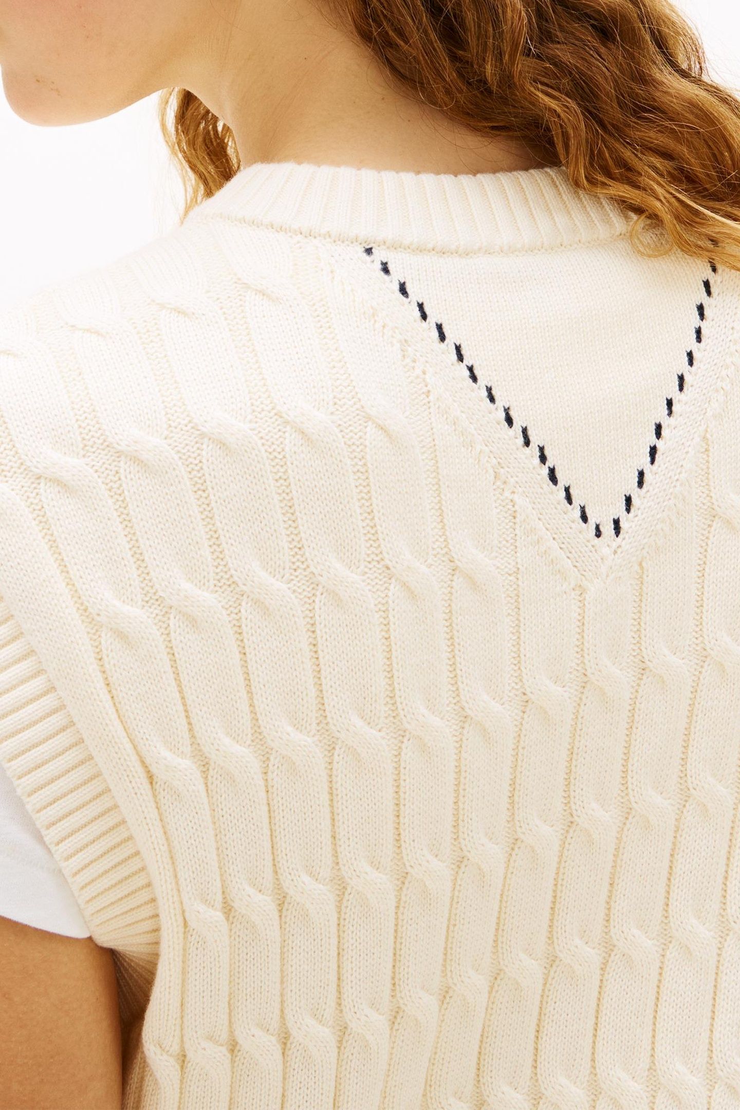 COTTON CABLE MID V-NECK CALICO 5
