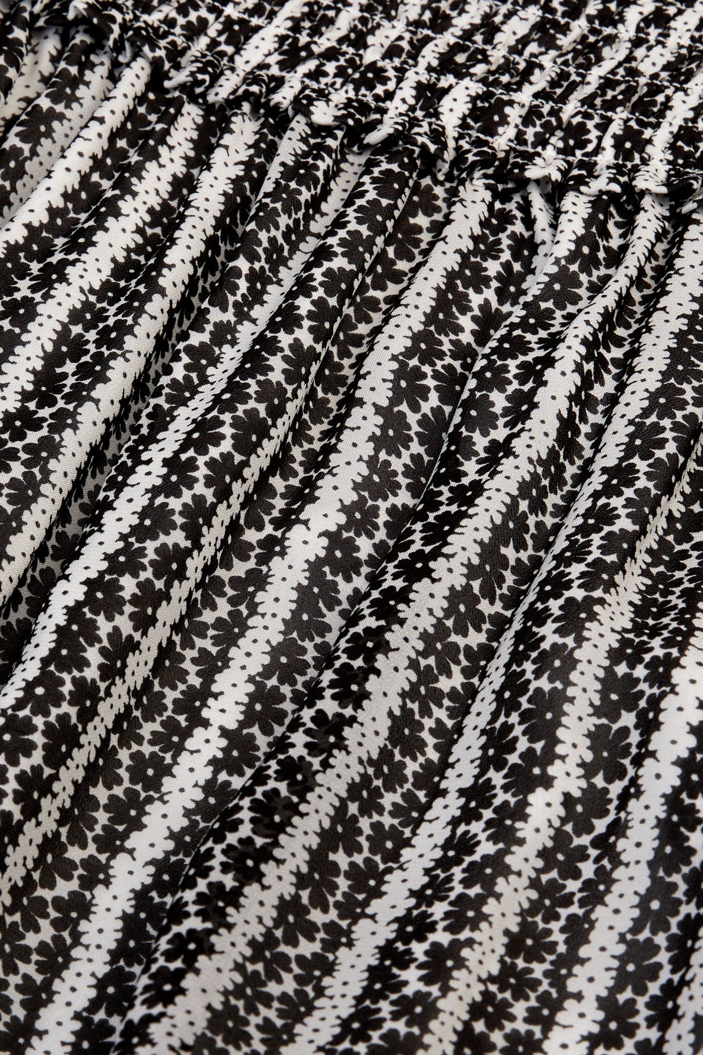 SMOCKED WAIST MINI SKIRT WITH PATTERNS BLACK WHITE 6