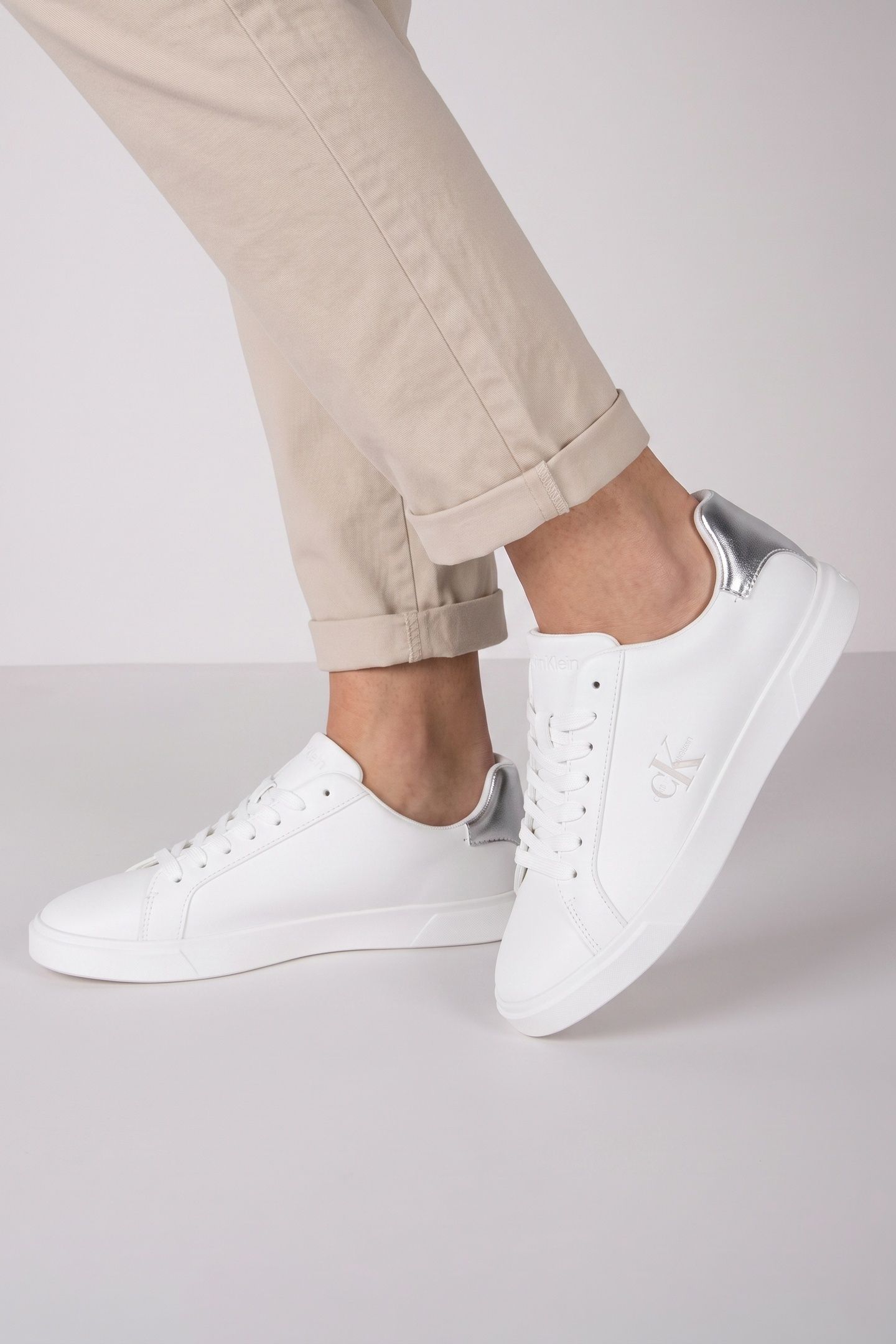 LOW PRO CUPS LACEUP SNEAKERS BRIGHT WHITE/SILVER 2