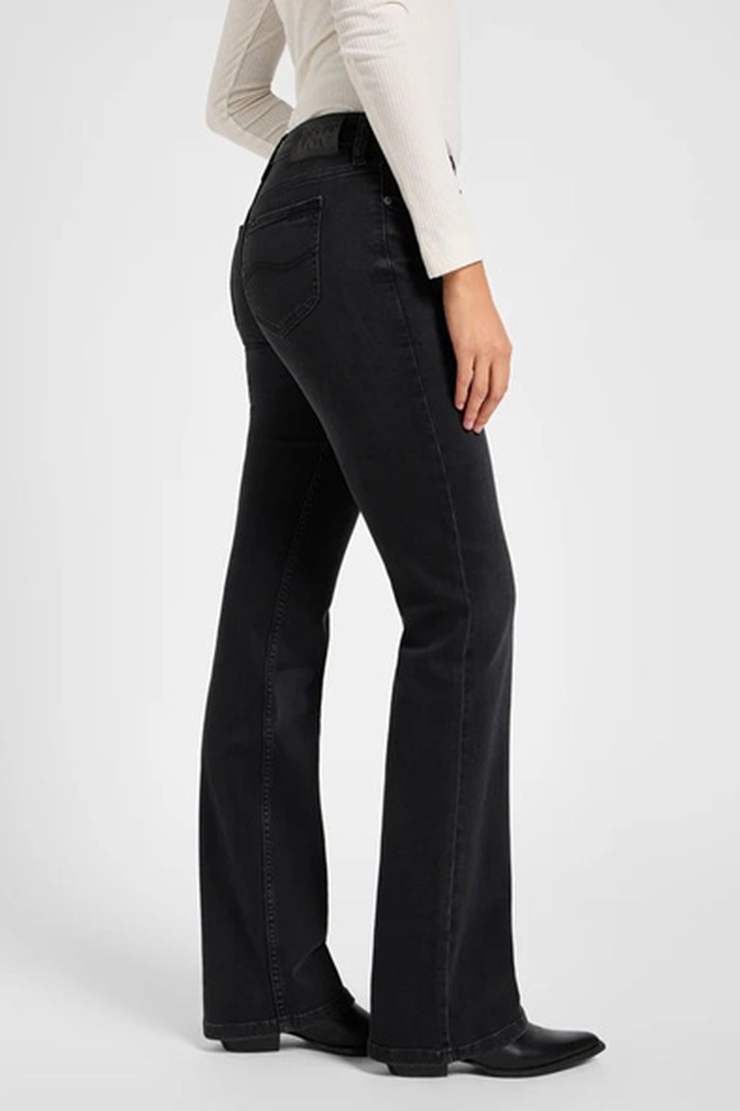 JESSICA TRUE TO BLACK JEANS 4
