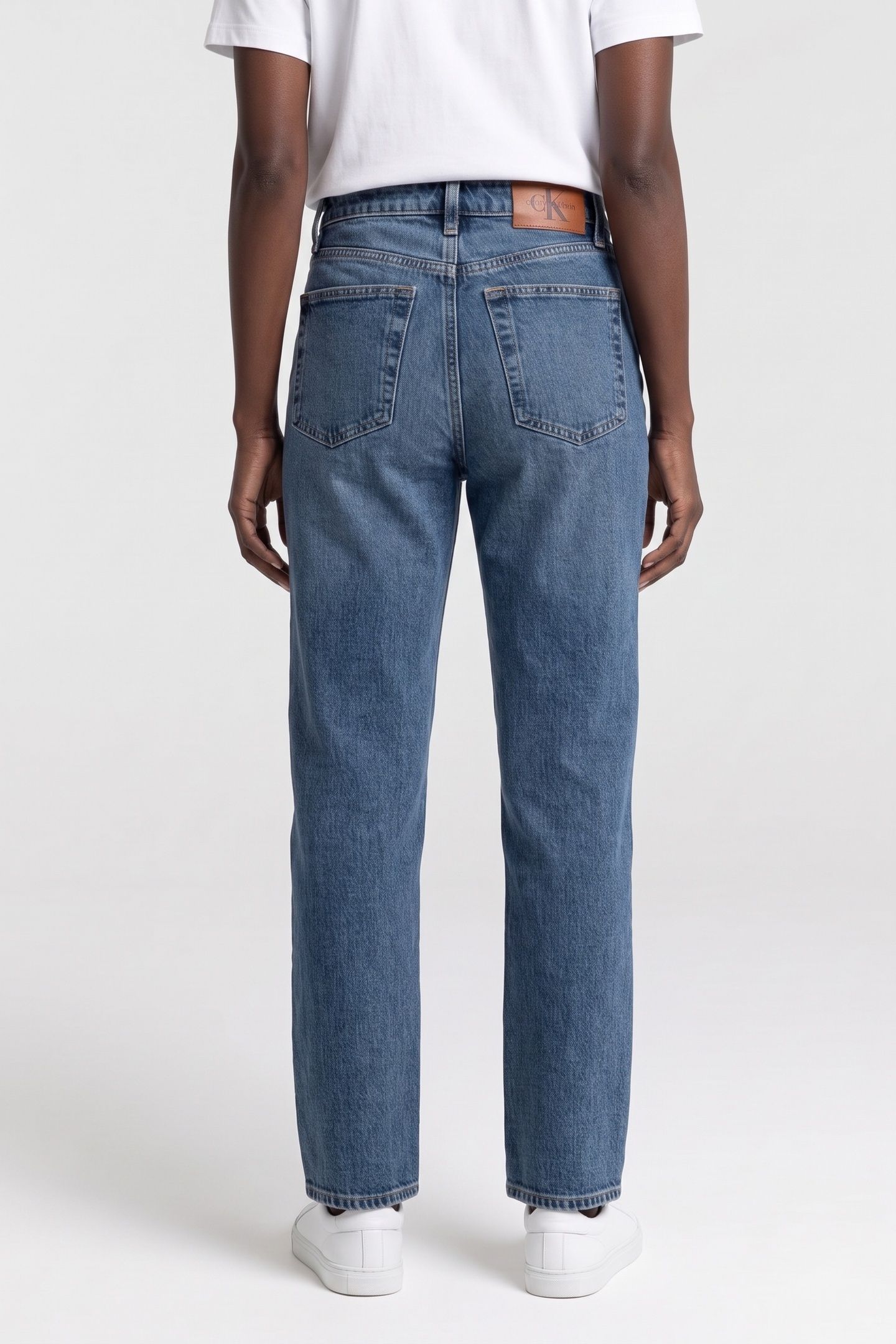 HIGH RISE STRAIGHT SAGE JEAN STANTON 2