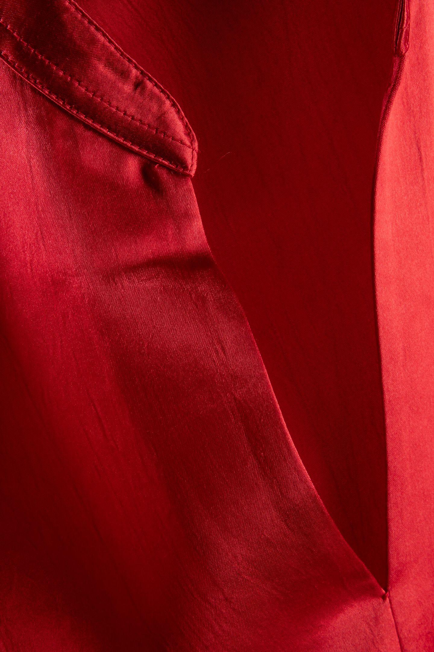 HOLK SATIN SILK TOP RED 4