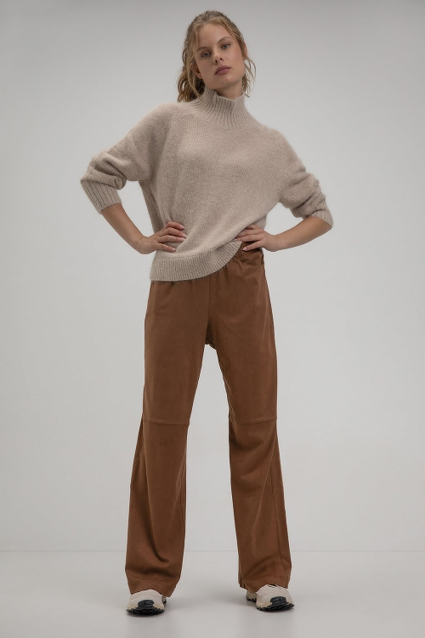 SOFIE PANTS CARAMEL 2