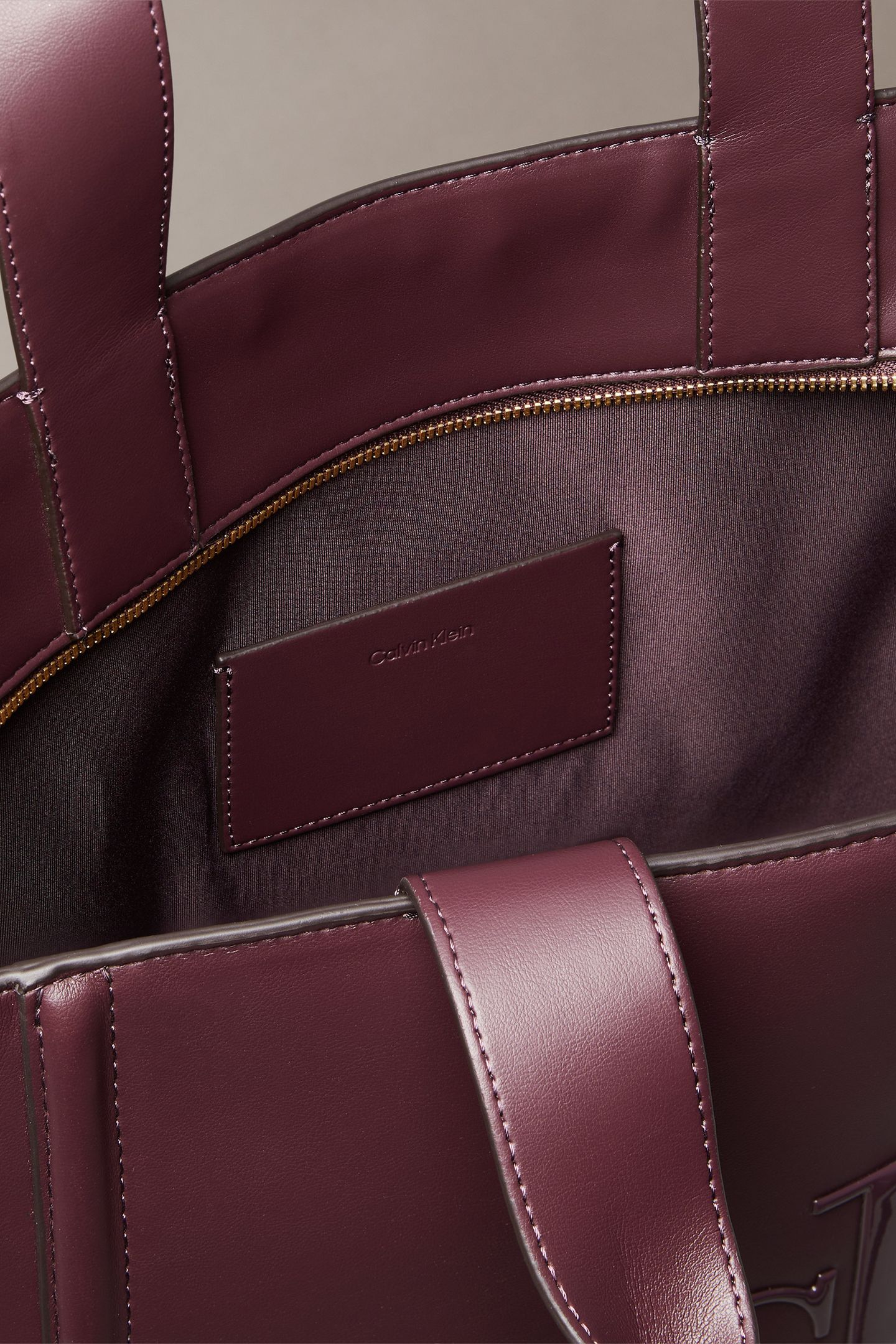 BOLD MEDIUM TOTE FUDGE 3