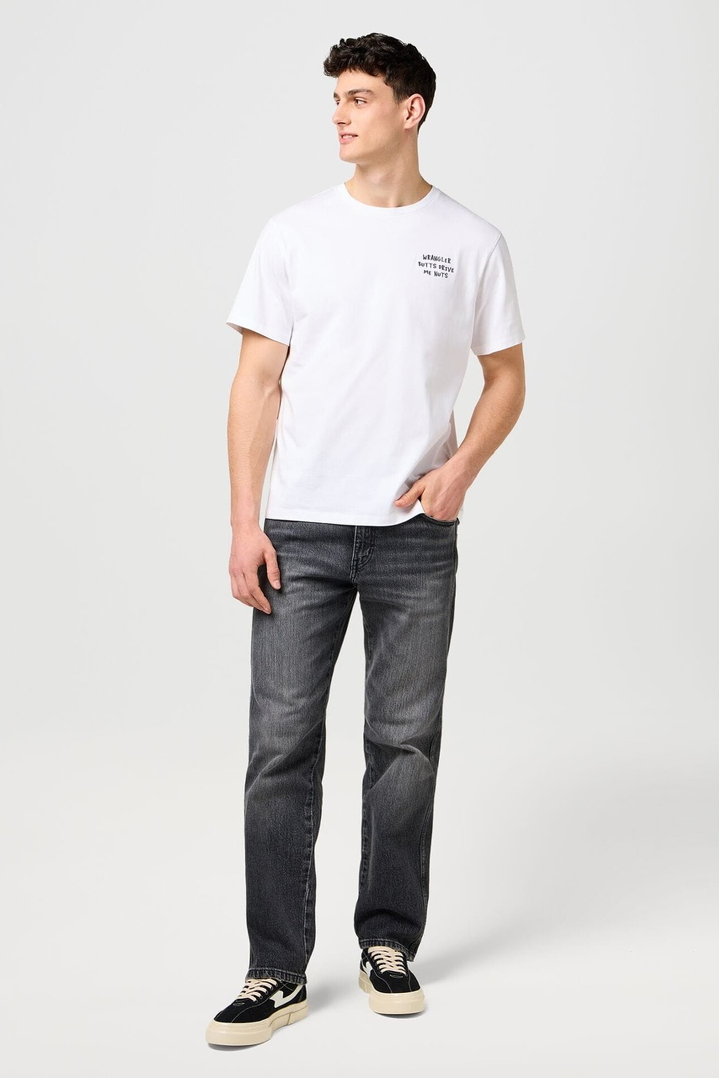 EMBROIDERY TEE WORN WHITE 1