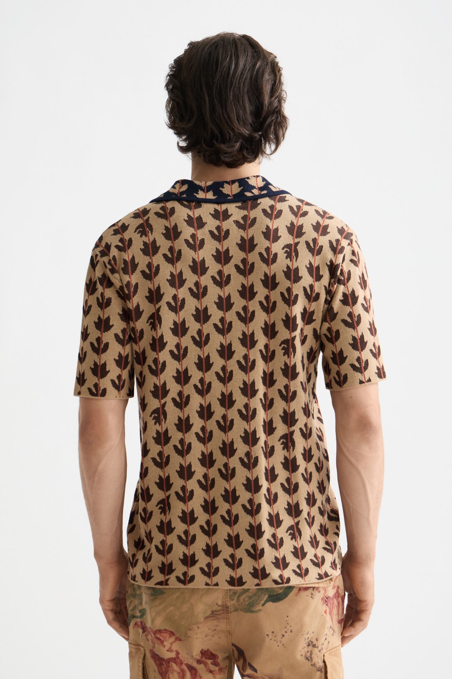 KNITTED SHORT SLEEVE SHIRT LEAFS AOP 2