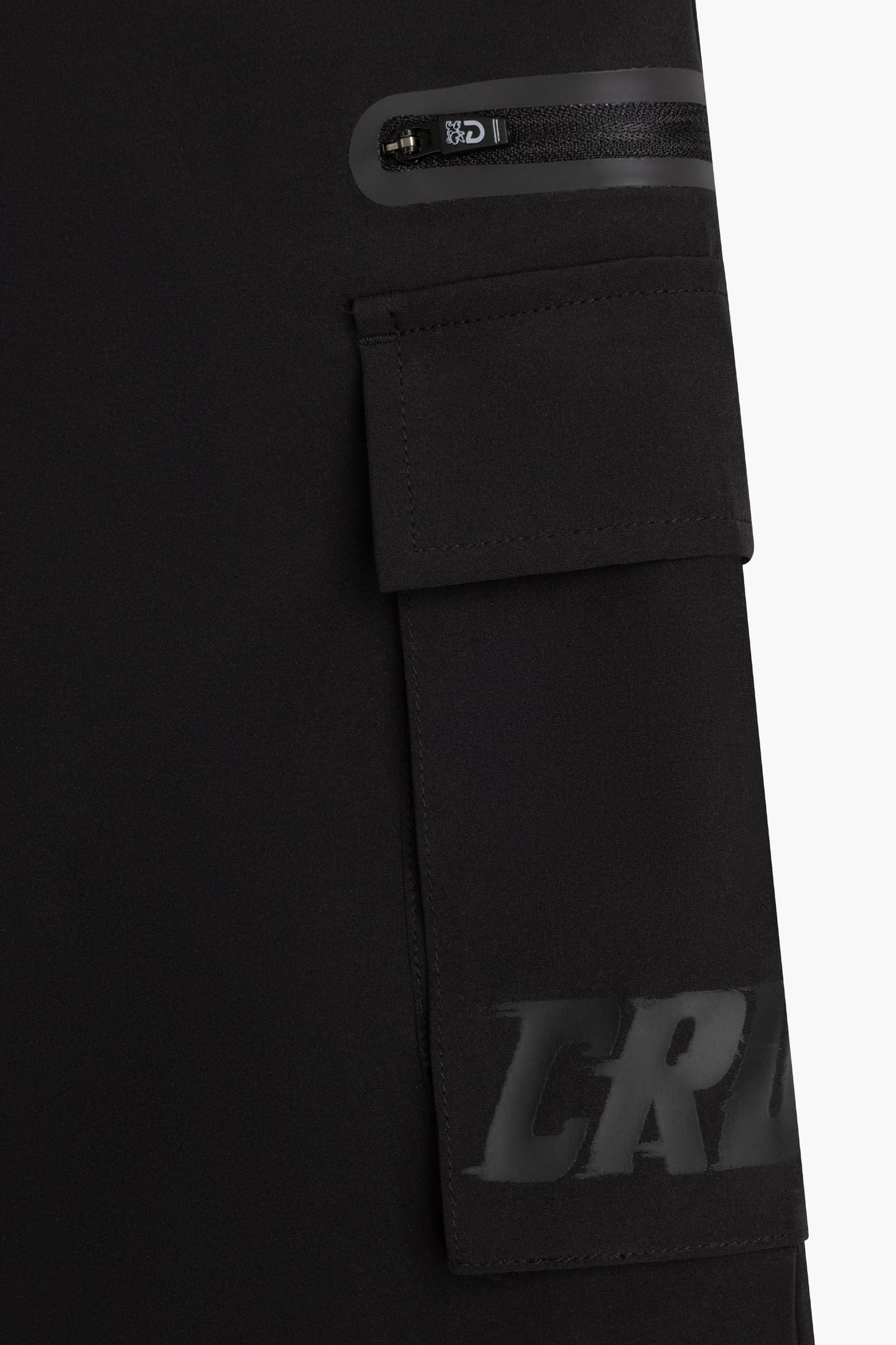 HYDRO CARGO PANTS BLACK 3