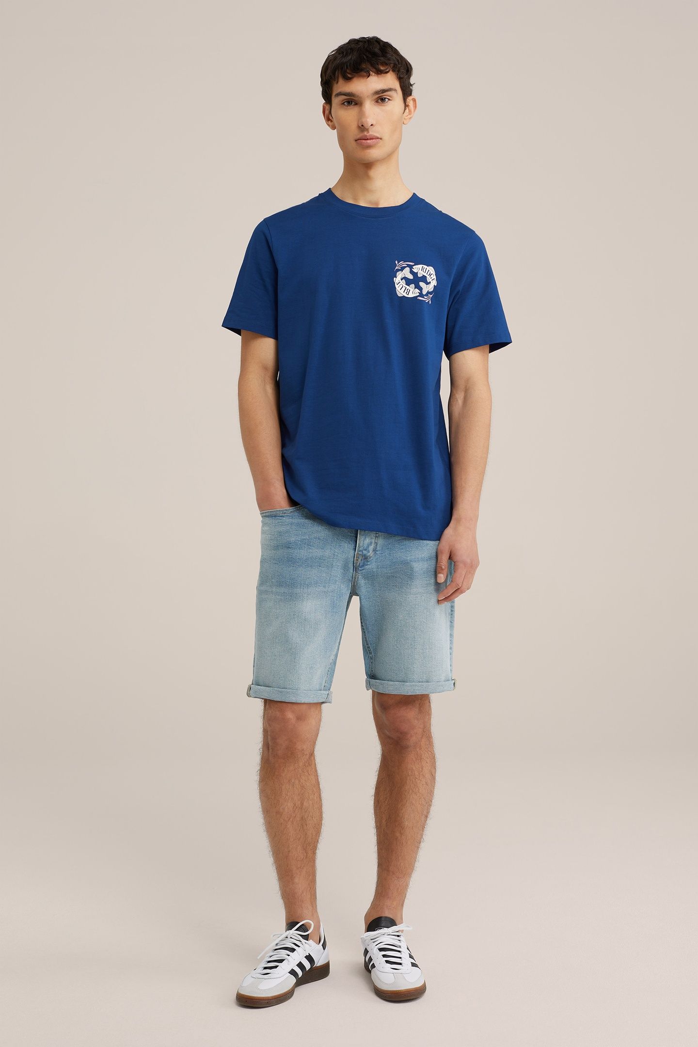 SHORT LIGHT BLUE 2