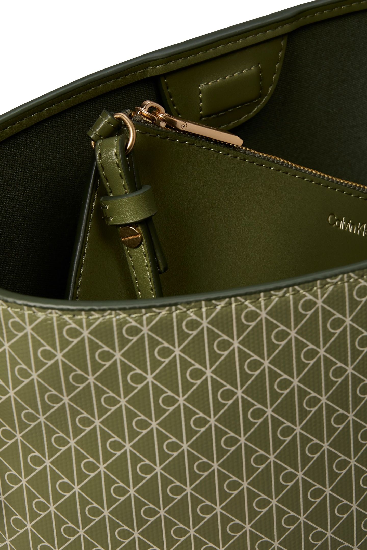 EMBLEM AOP MEDIUM BUCKET BAG OLIVINE AOP 3