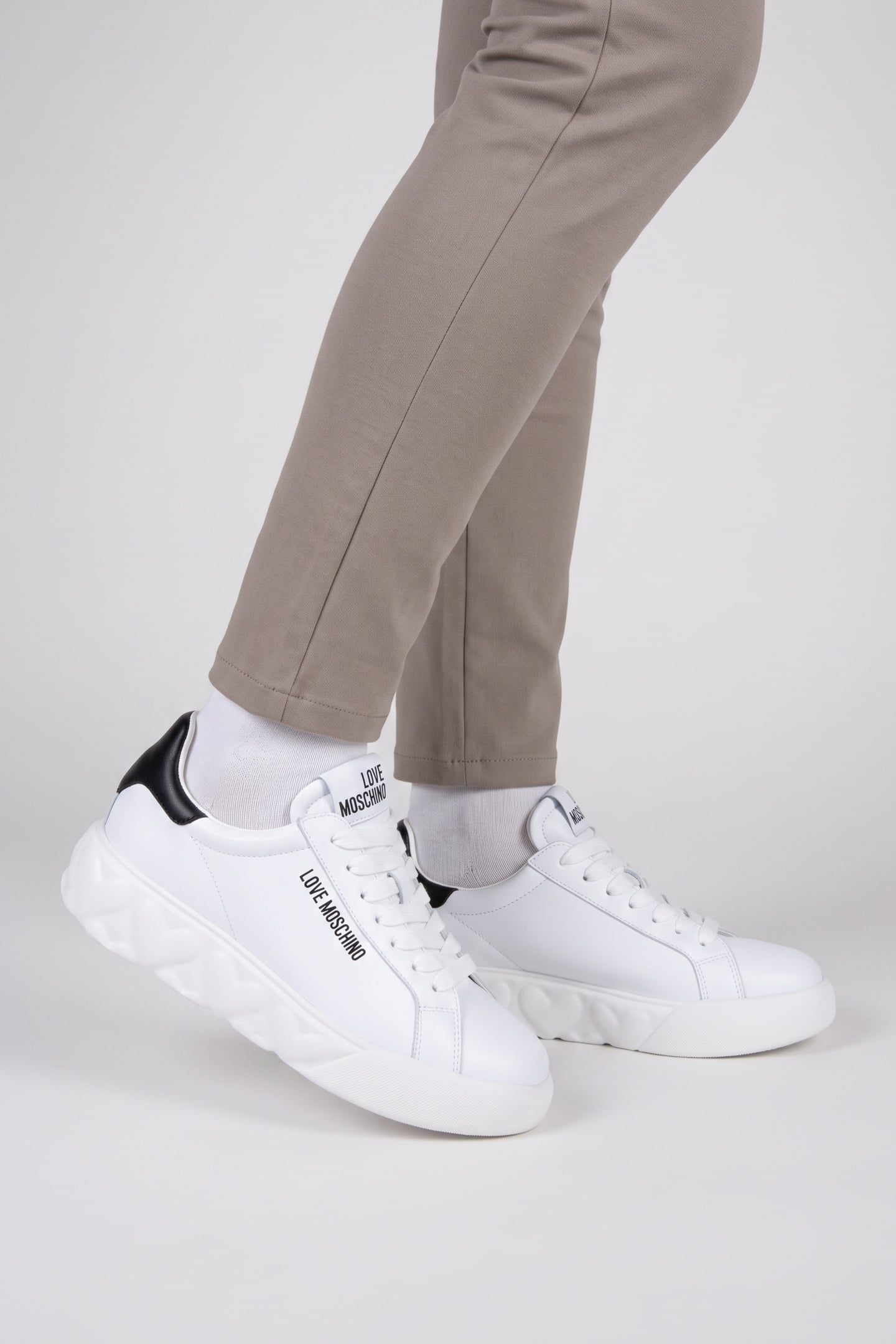 SNEAKERS WHITE 3
