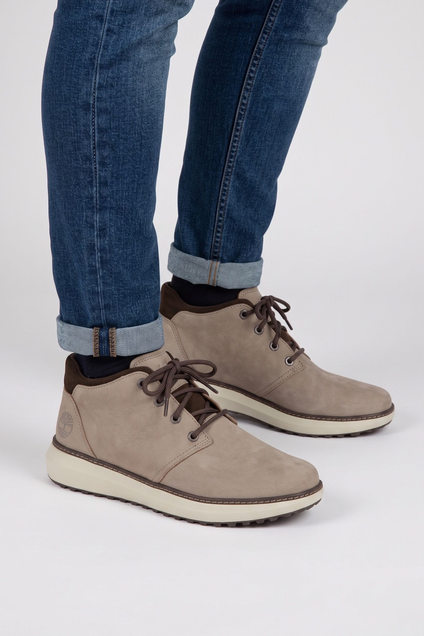 HUDSON ROAD MID LACE UP CHUKKA BOOT MEDIUM GREY NUBUCK 3