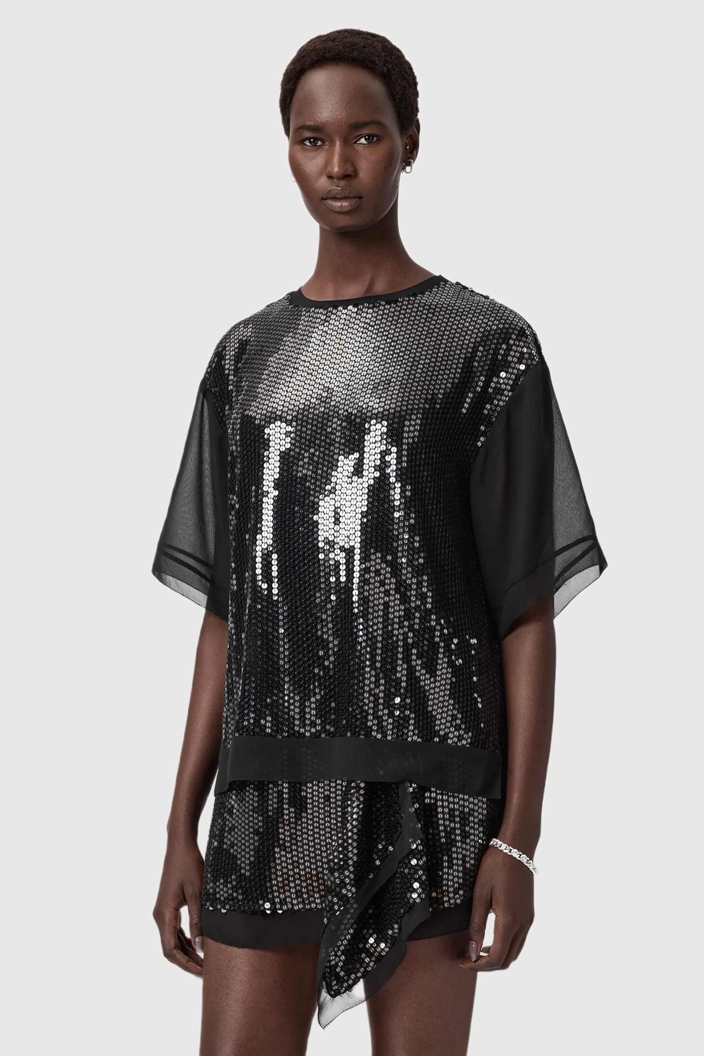 FONSIE EMB TEE BLACK 1