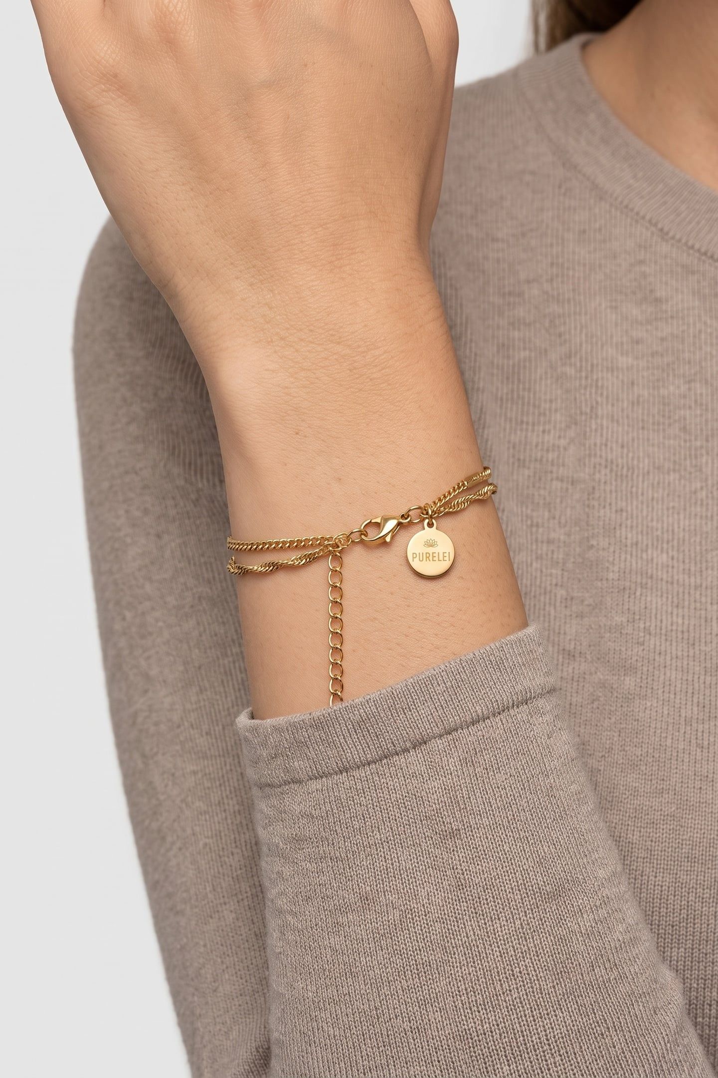 AUTHENTIC ARMBAND GOLD 1