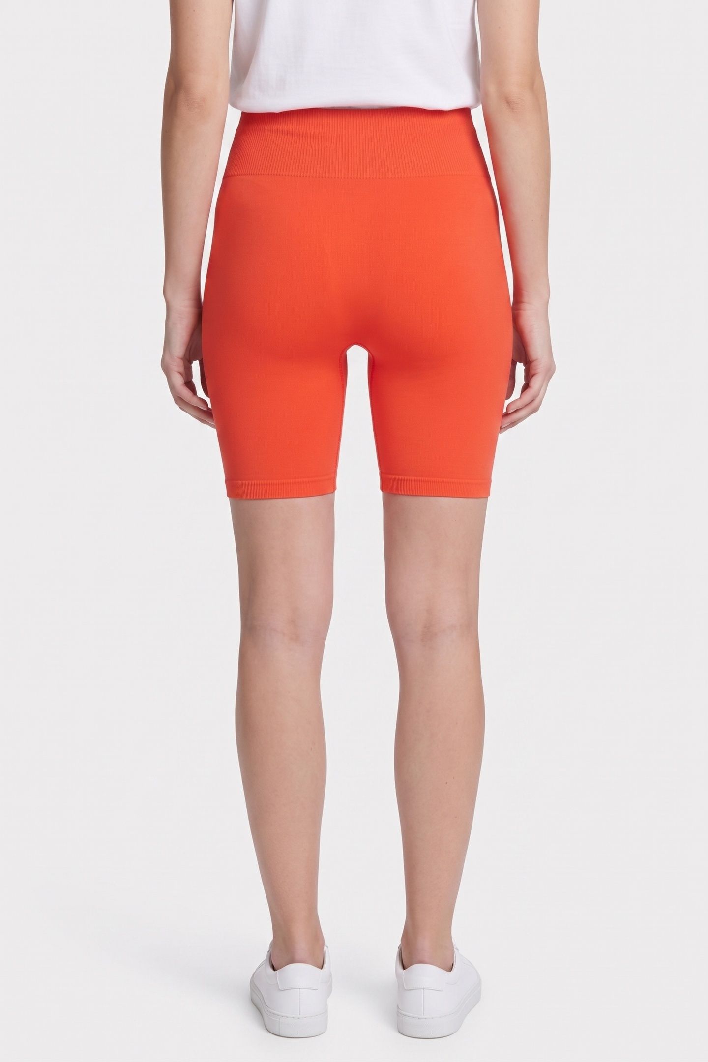NELLA SEAMLESS SHORTS ORANGE 2