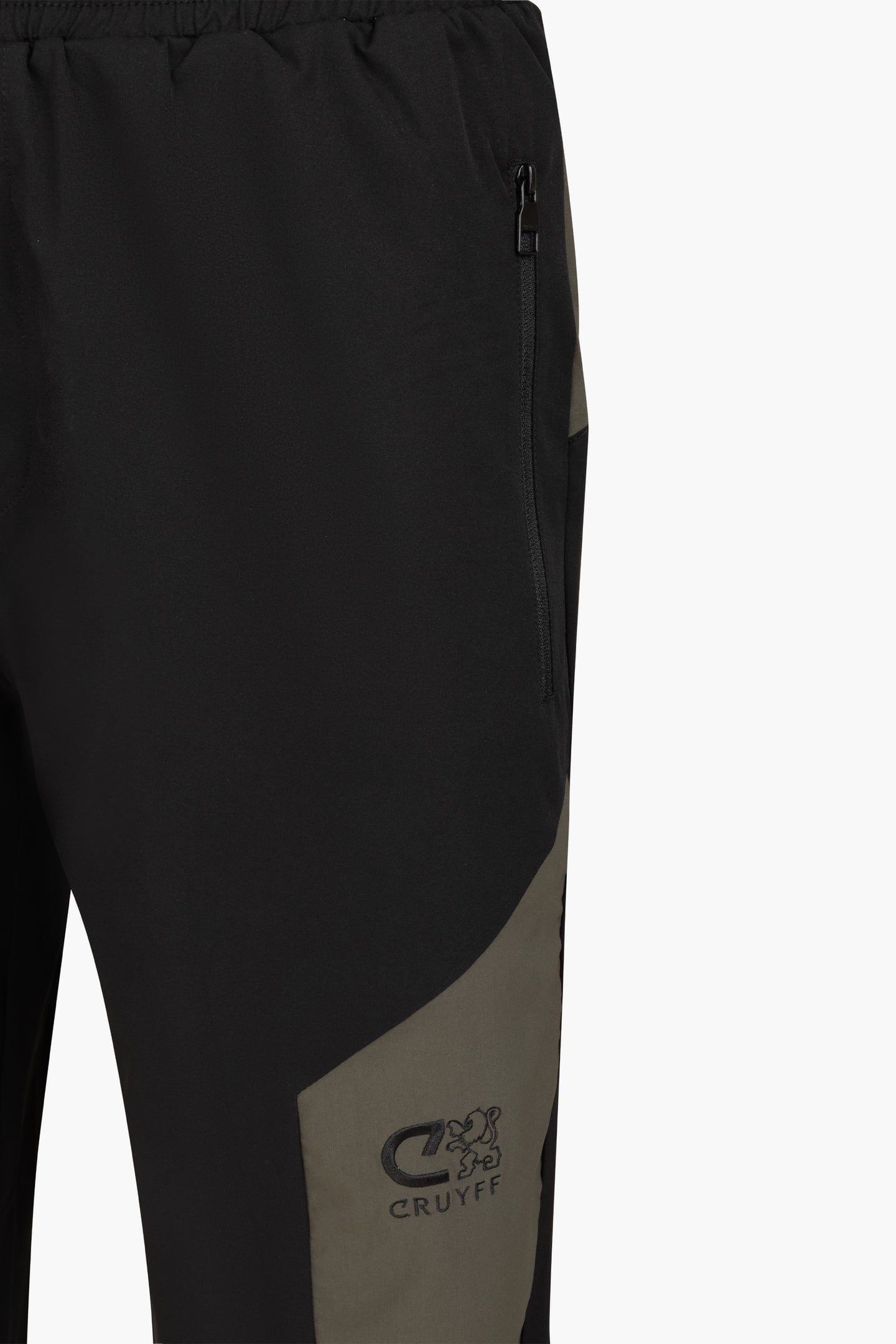 ICON LEAGUE TRACKPANTS BLACK 4