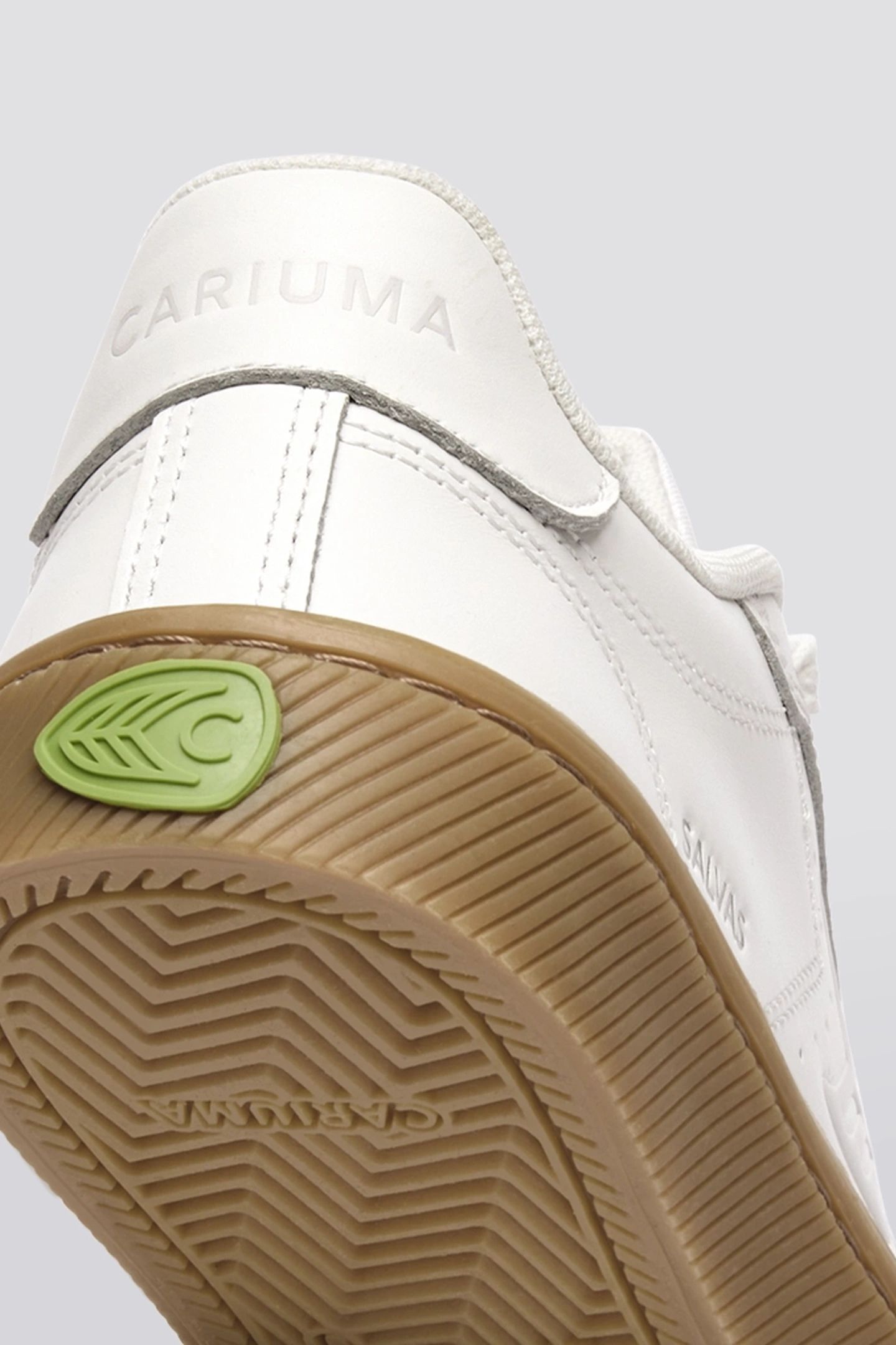 SALVAS LEATHER GUM WARM WHITE ICE LOGO 5
