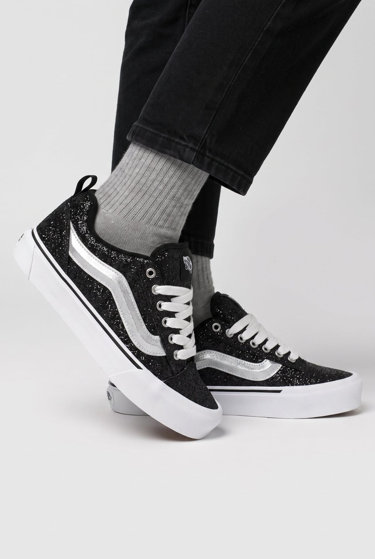 UNISEX KNU SKOOL BLACK 3