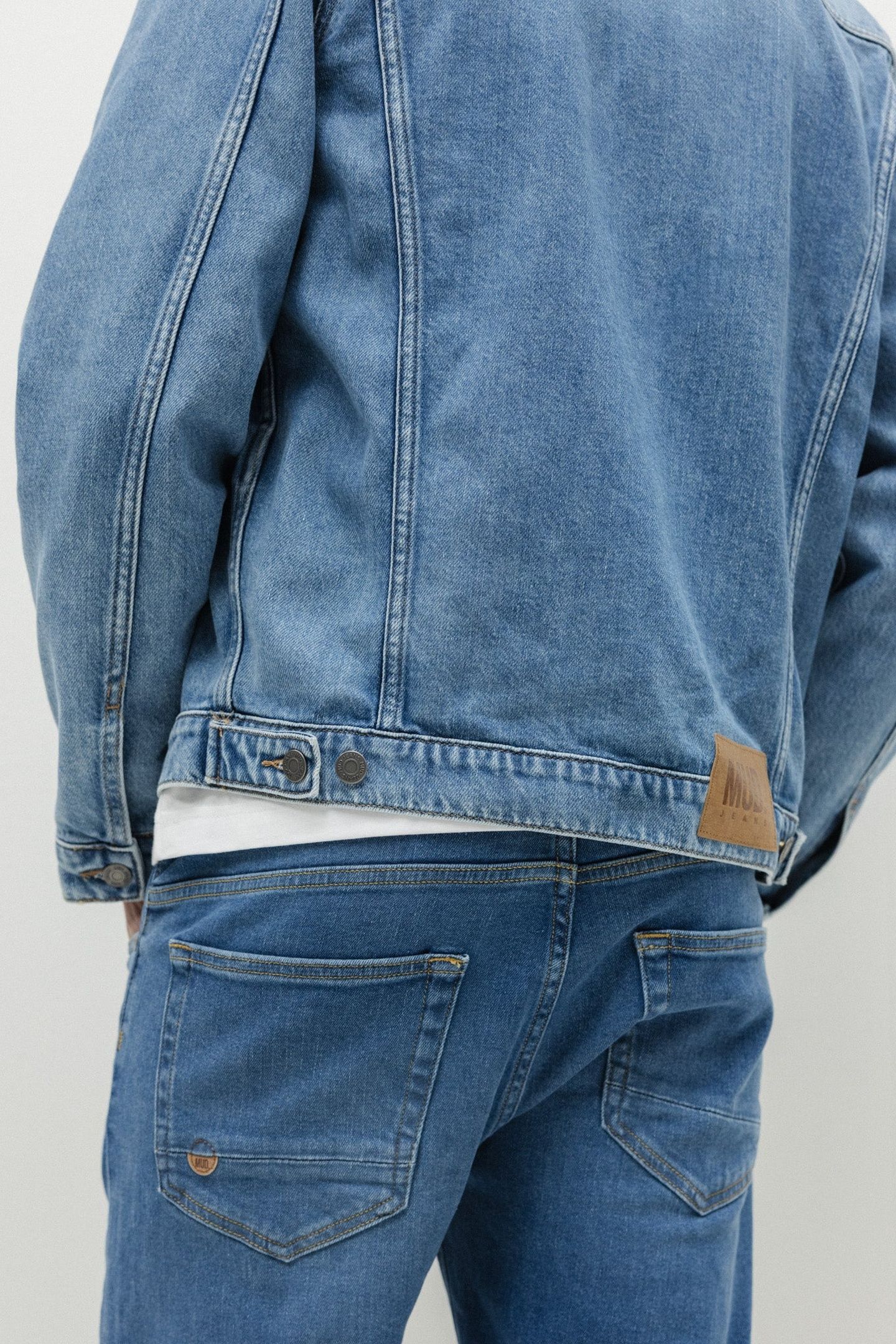 BENNY DENIM JACKET MEDIUM AGED 8