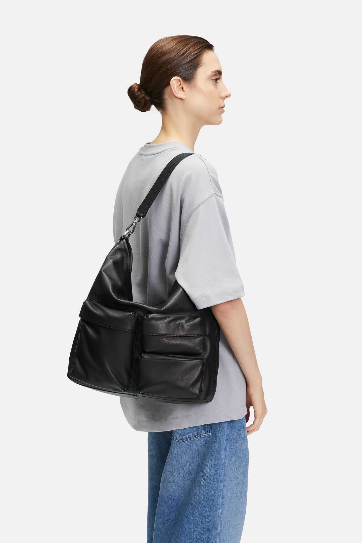 HOBO MEDIUM BLACK 1