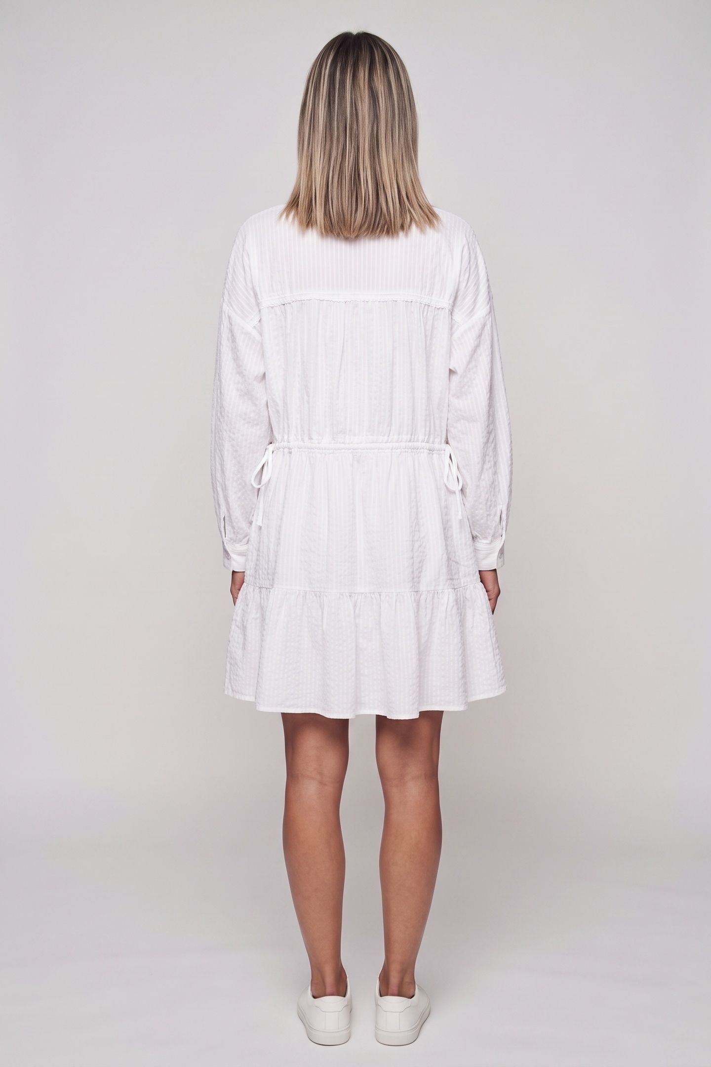 GILIANA DRESS WHITE 2