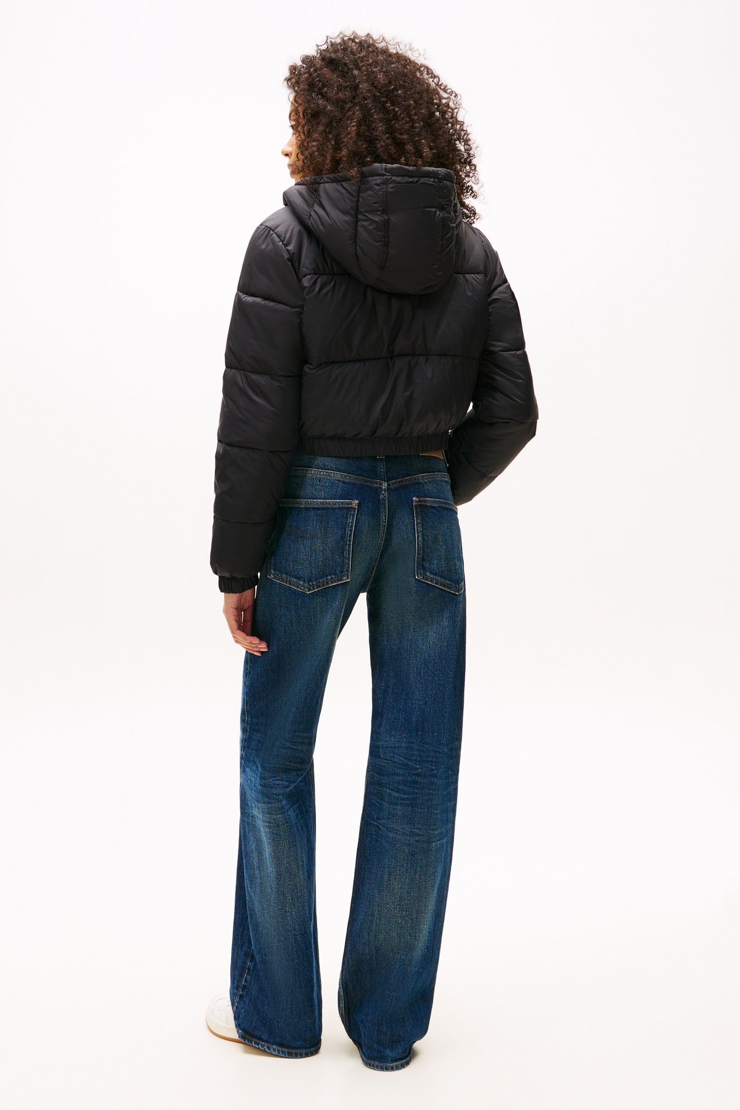 CROP HOODED PUFFER BLACK 2