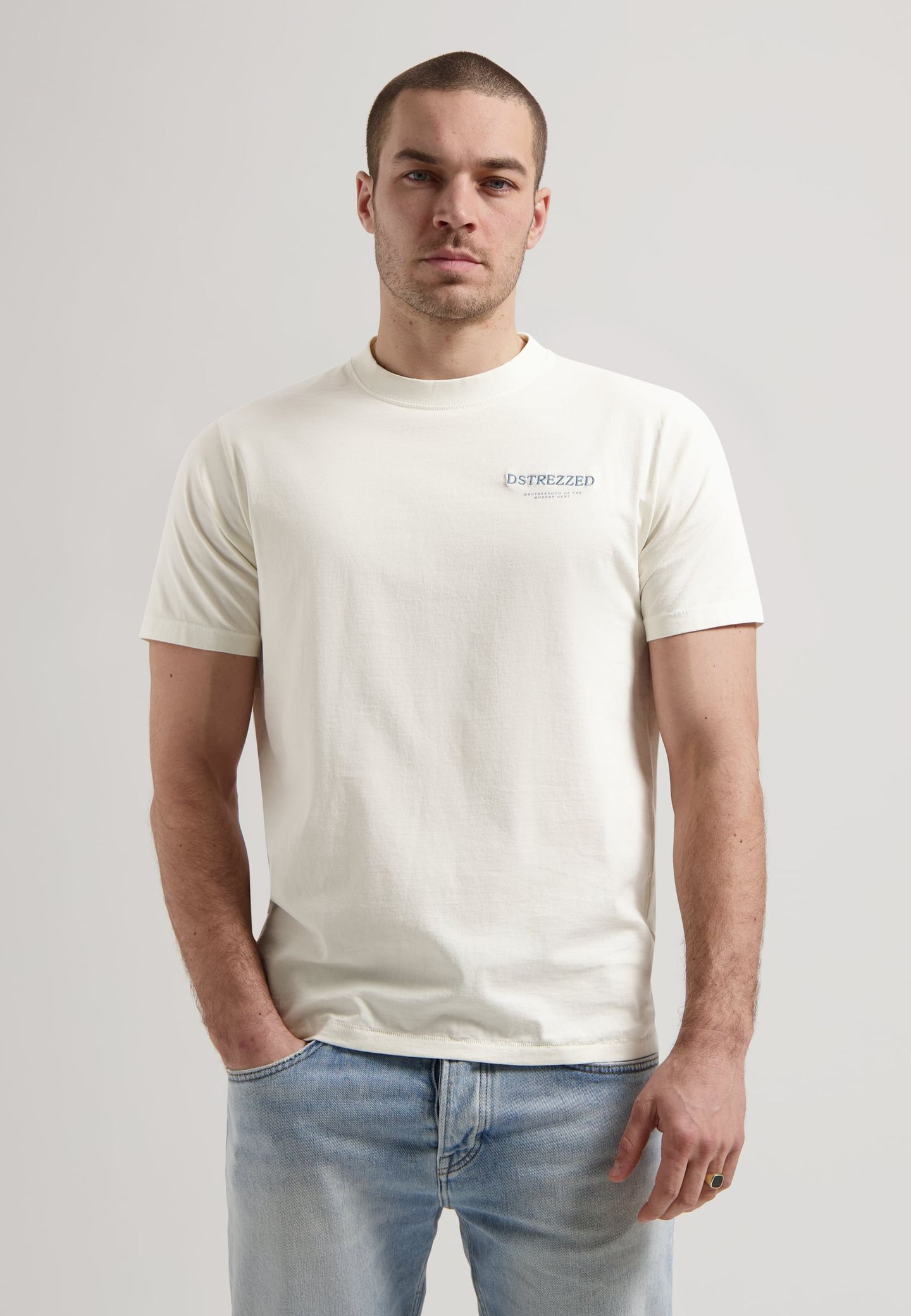 NICKOLAS TEE SAND 1