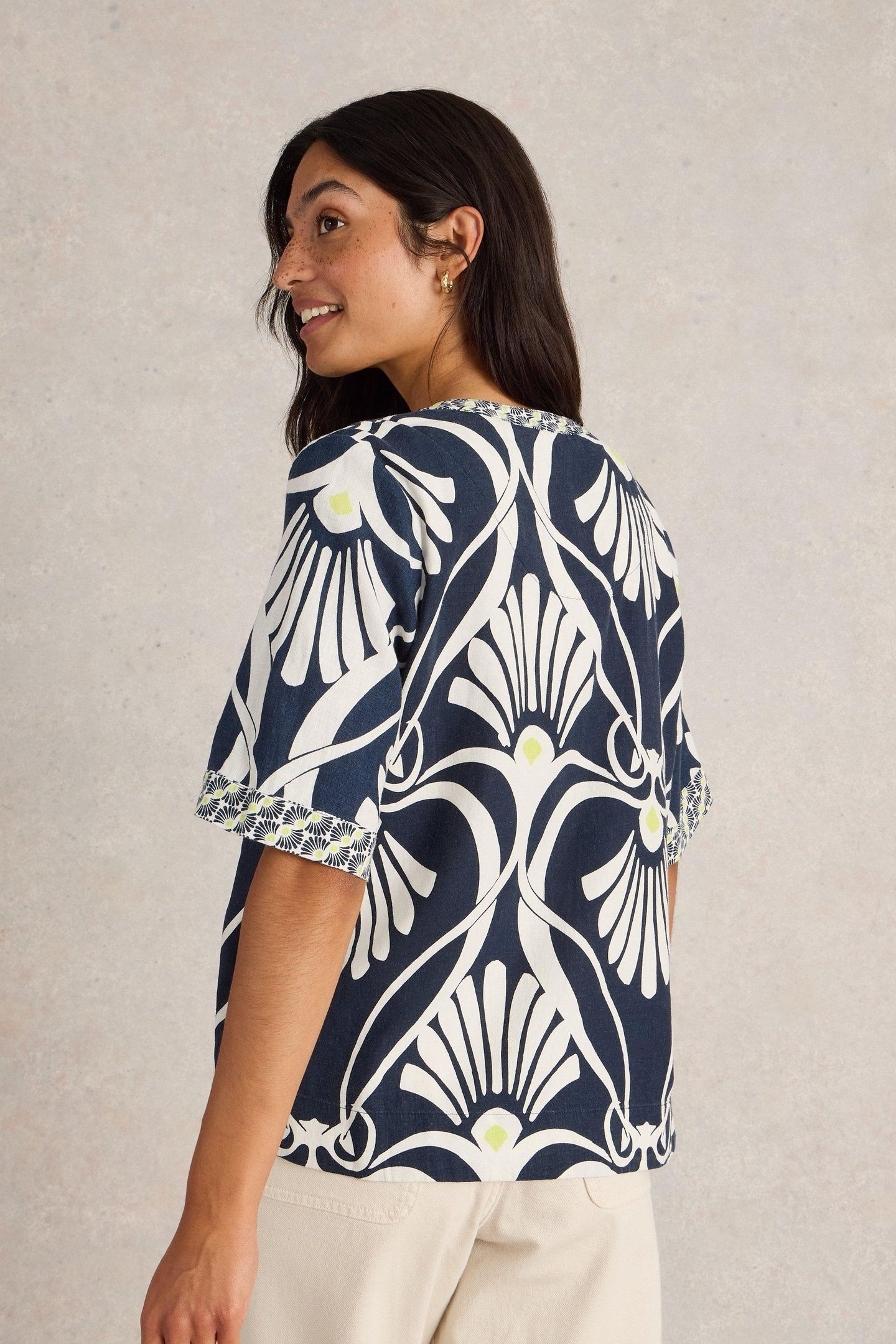 ASH LINEN BLEND TOP NAVY PRINT 3