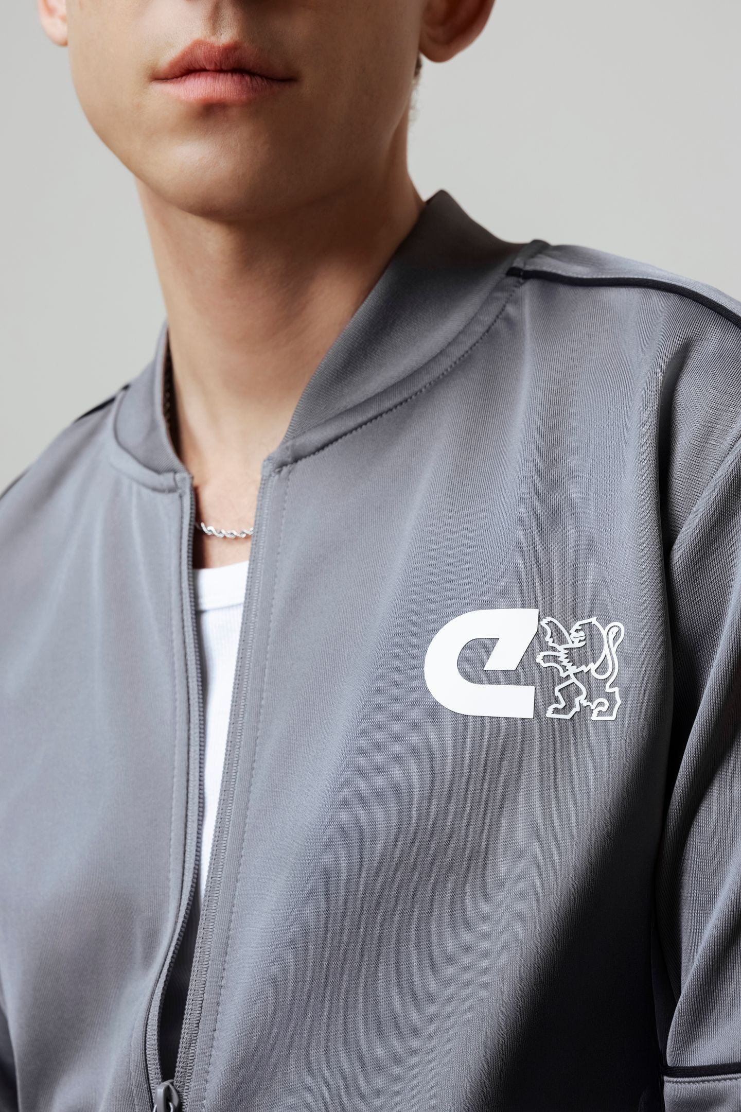 MIRAS TRACKTOP GREY 4