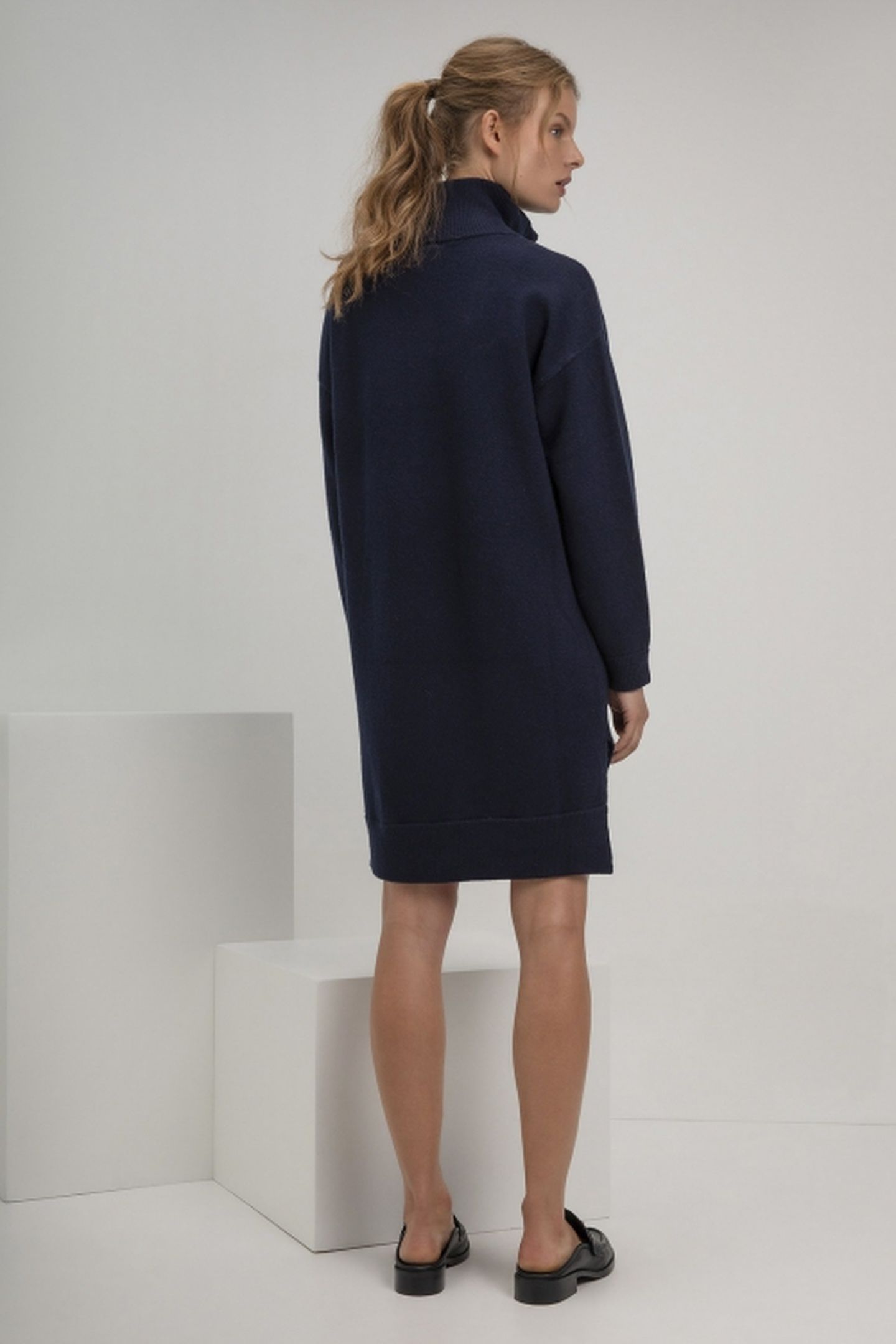 STACEY DRESS NAVY 4