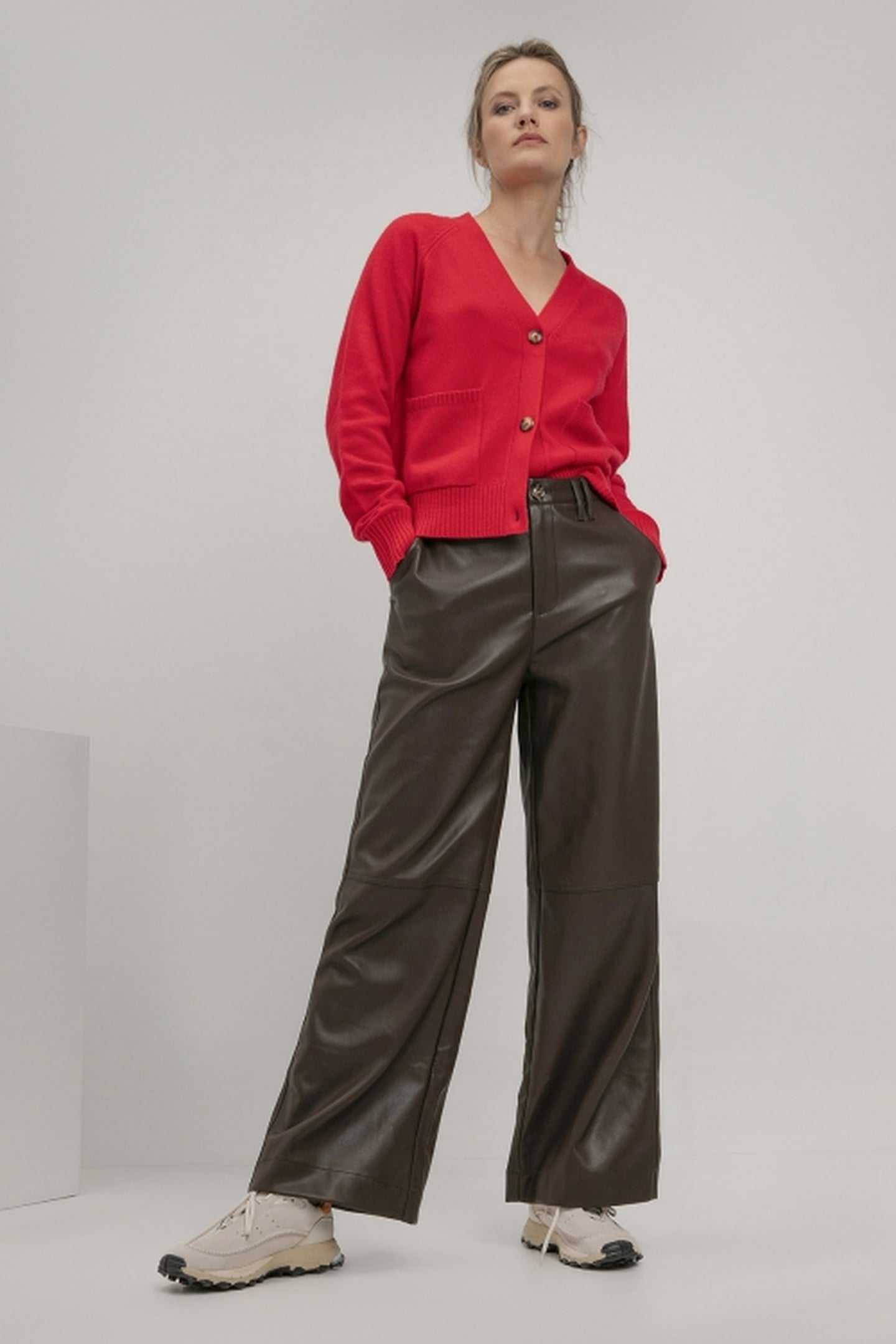SVEN PANTS DARK BROWN 2