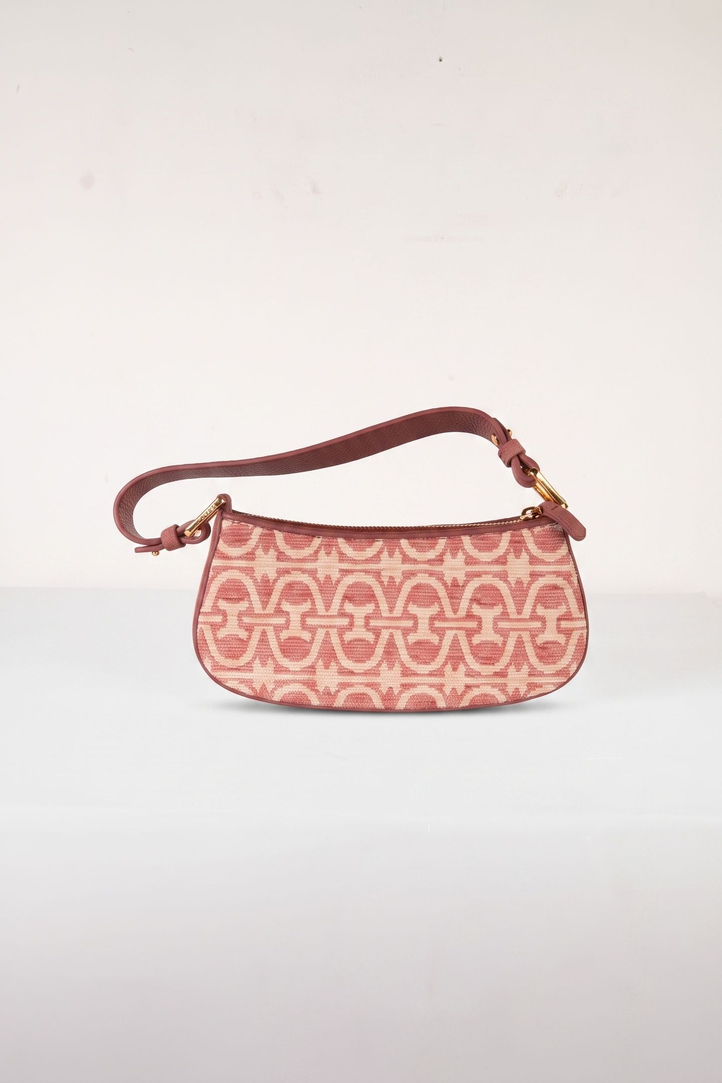 MERVEILLE WINTER MONOGRAM MULTI BRANDY/BR 3