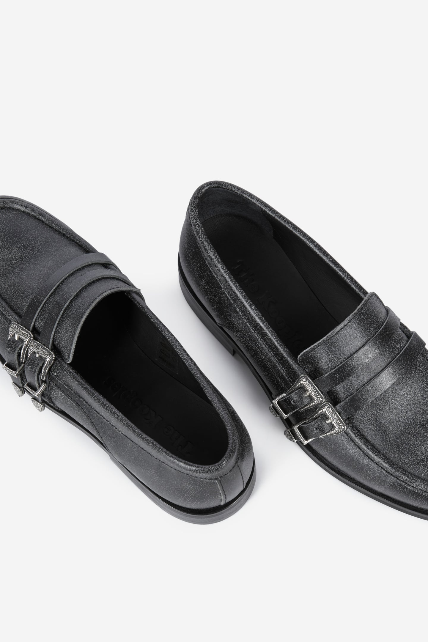 LEATHER MOCCASINS WITH A DISTURBED EFFECT BLACK 2