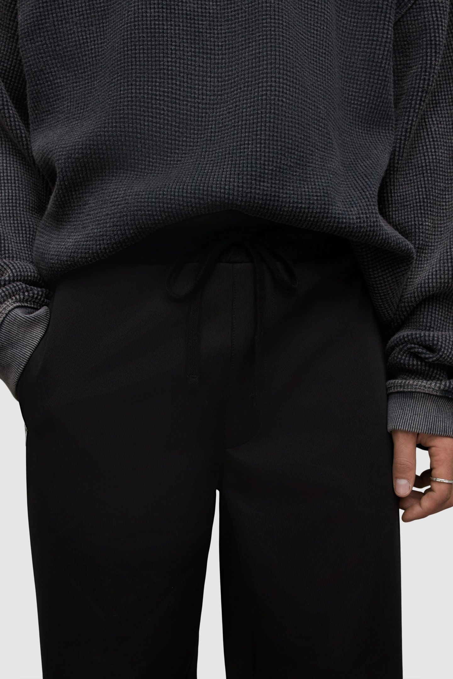 HUNTER SWEATPANT JET BLACK 7