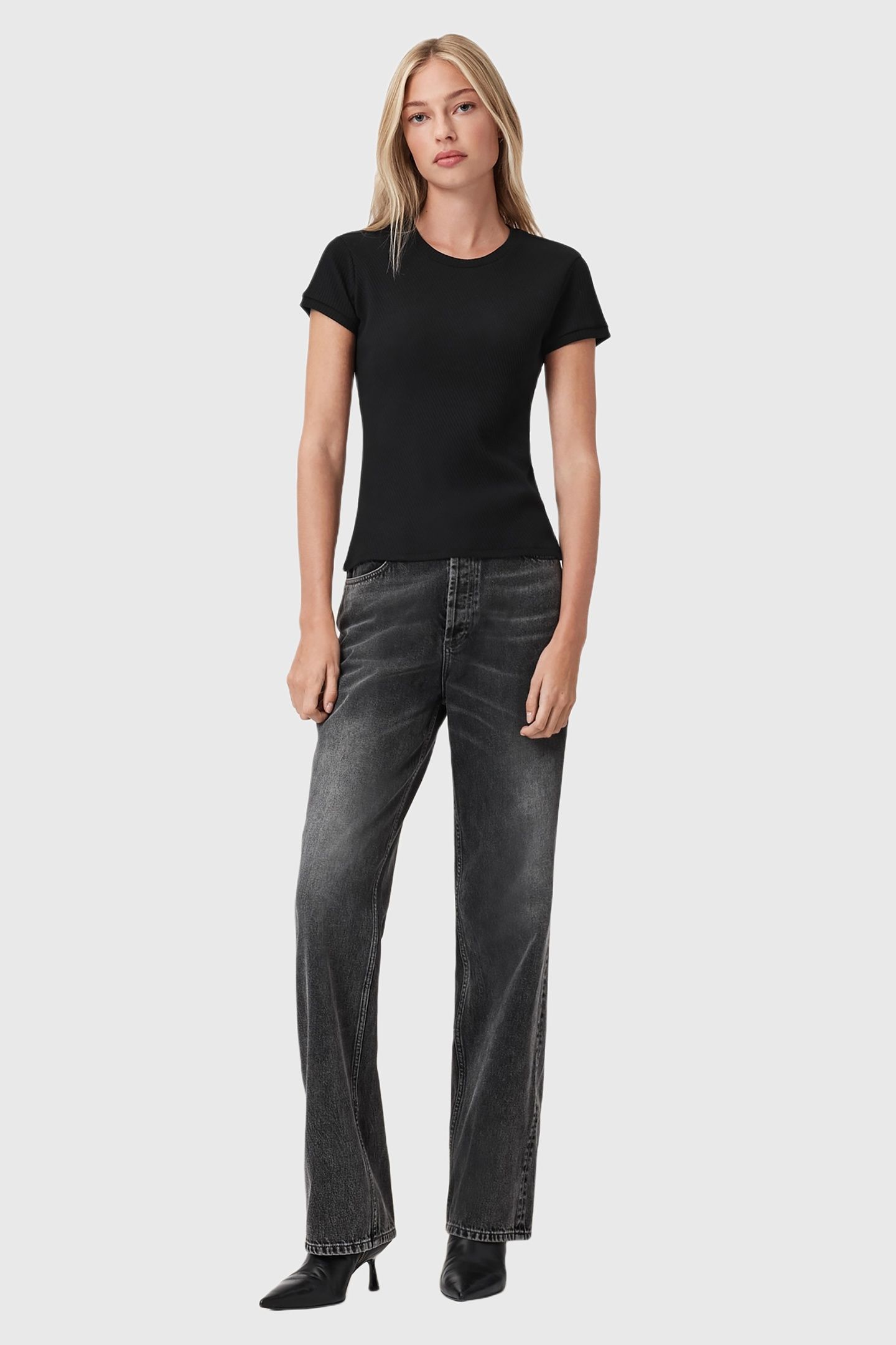 GIA SS TEE BLACK 1
