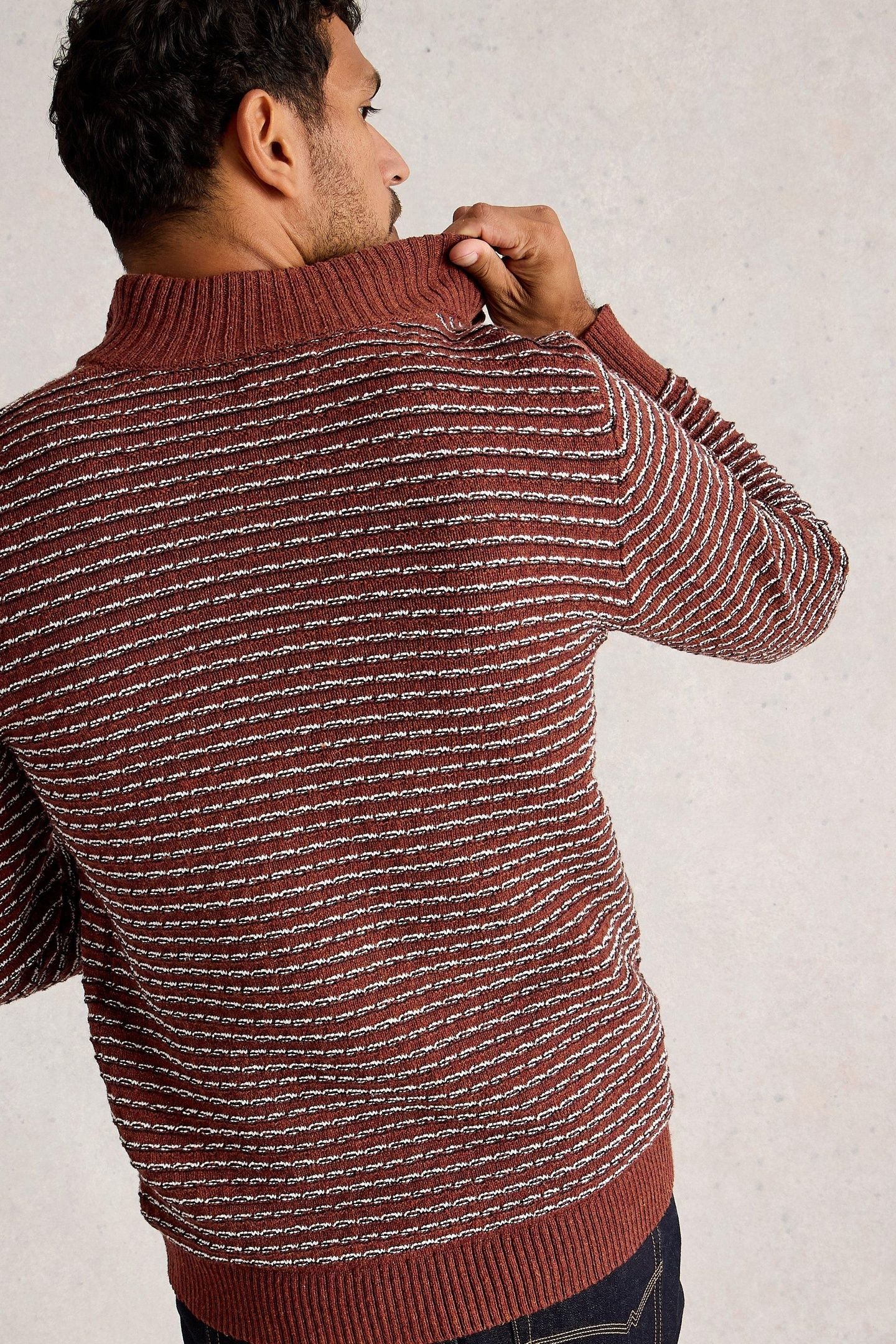 TEXTURED STRIPE FUNNEL RED MULTI 3