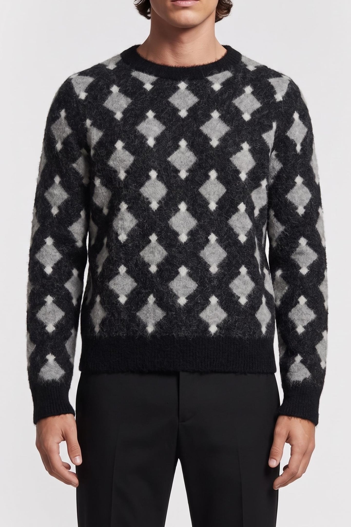 PULL COL ROUND BLACK GREY WHITE 1