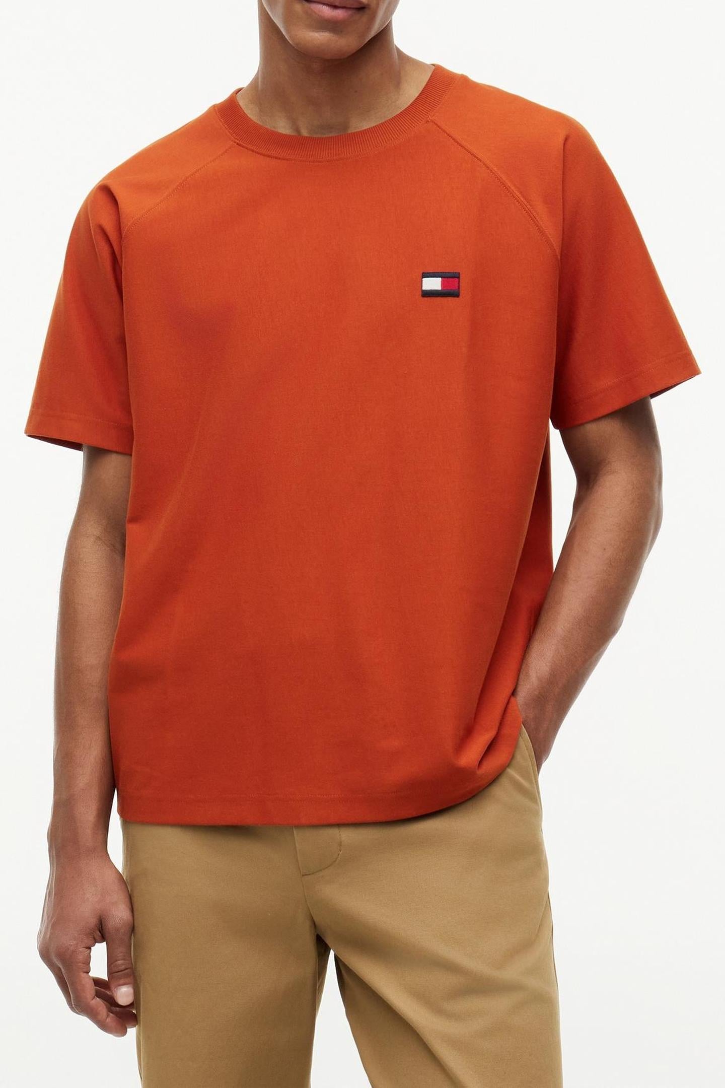 TOMMY FLAG ELEVATED RUSTY OCHRE 1