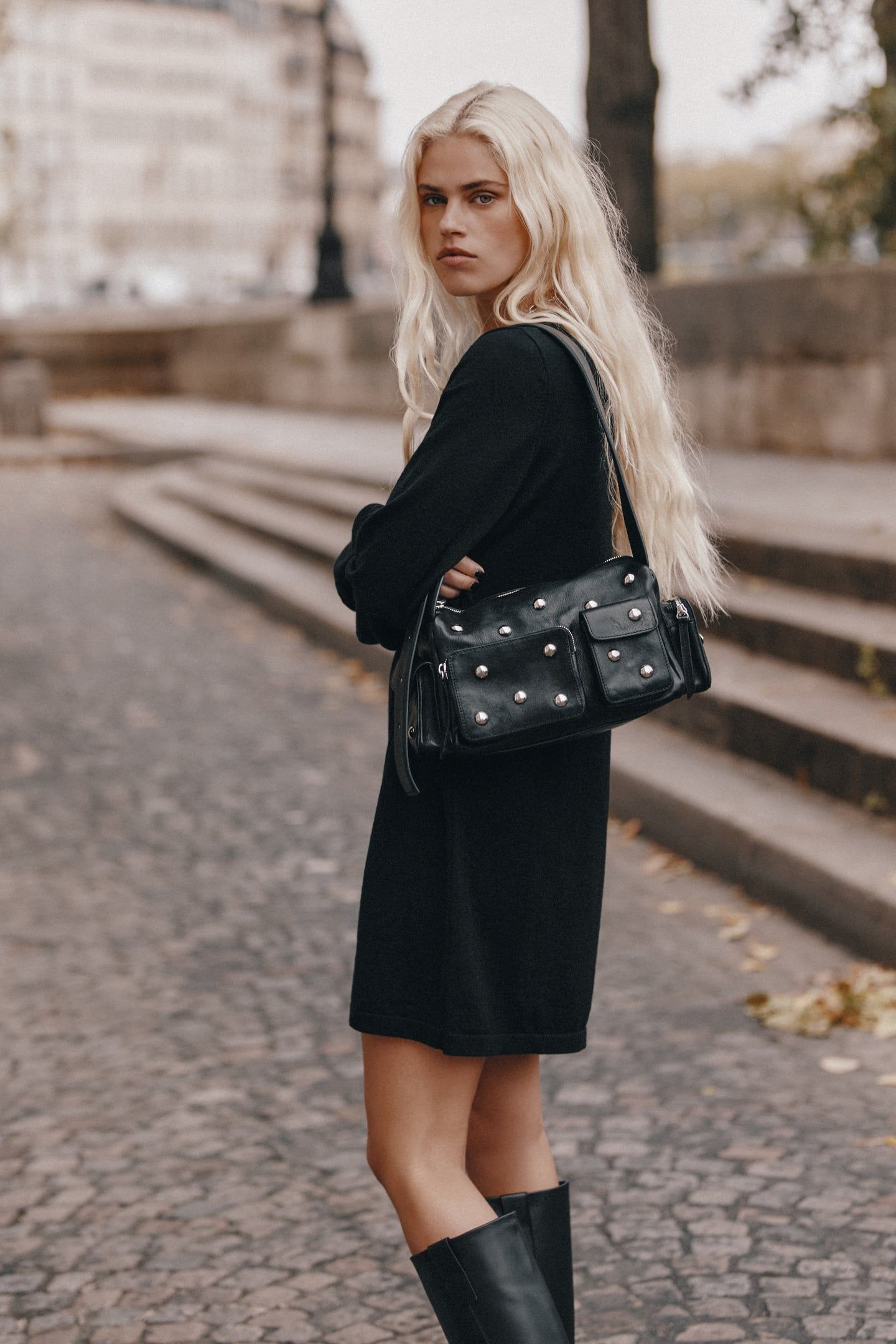 THE BLACK KNIT SHORT LONGSLEEVE DRESS BLACK 2