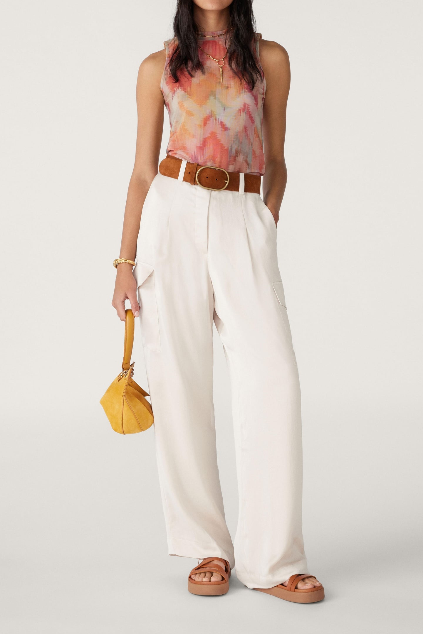 SLEEVELESS TOP OCRE 1