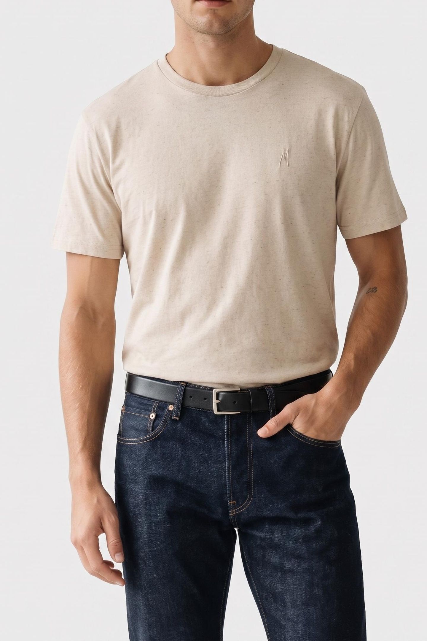 CN SS TEE WITH EMBRO SPIRIT WHITE 1