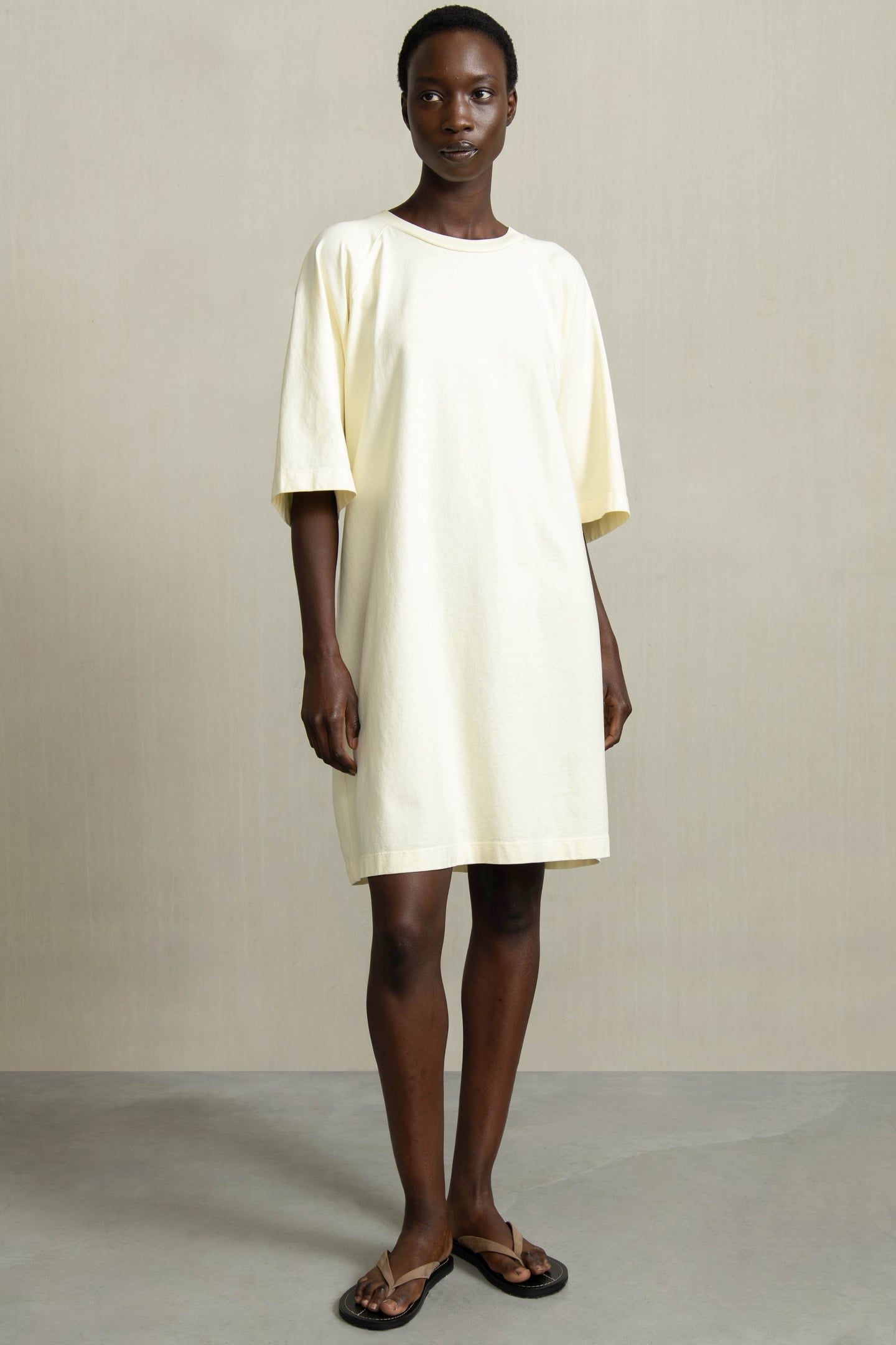 VESTA LIGHT YELLOW 1